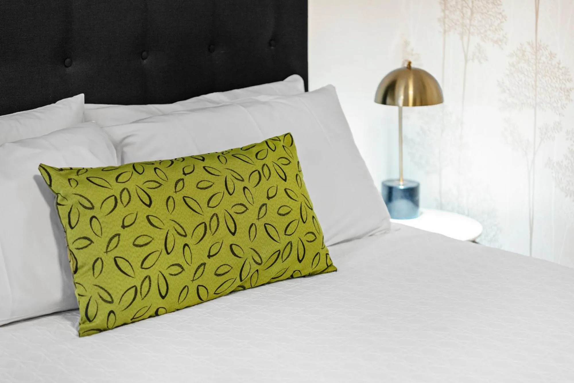 Bed in Bomaderry Motor Inn