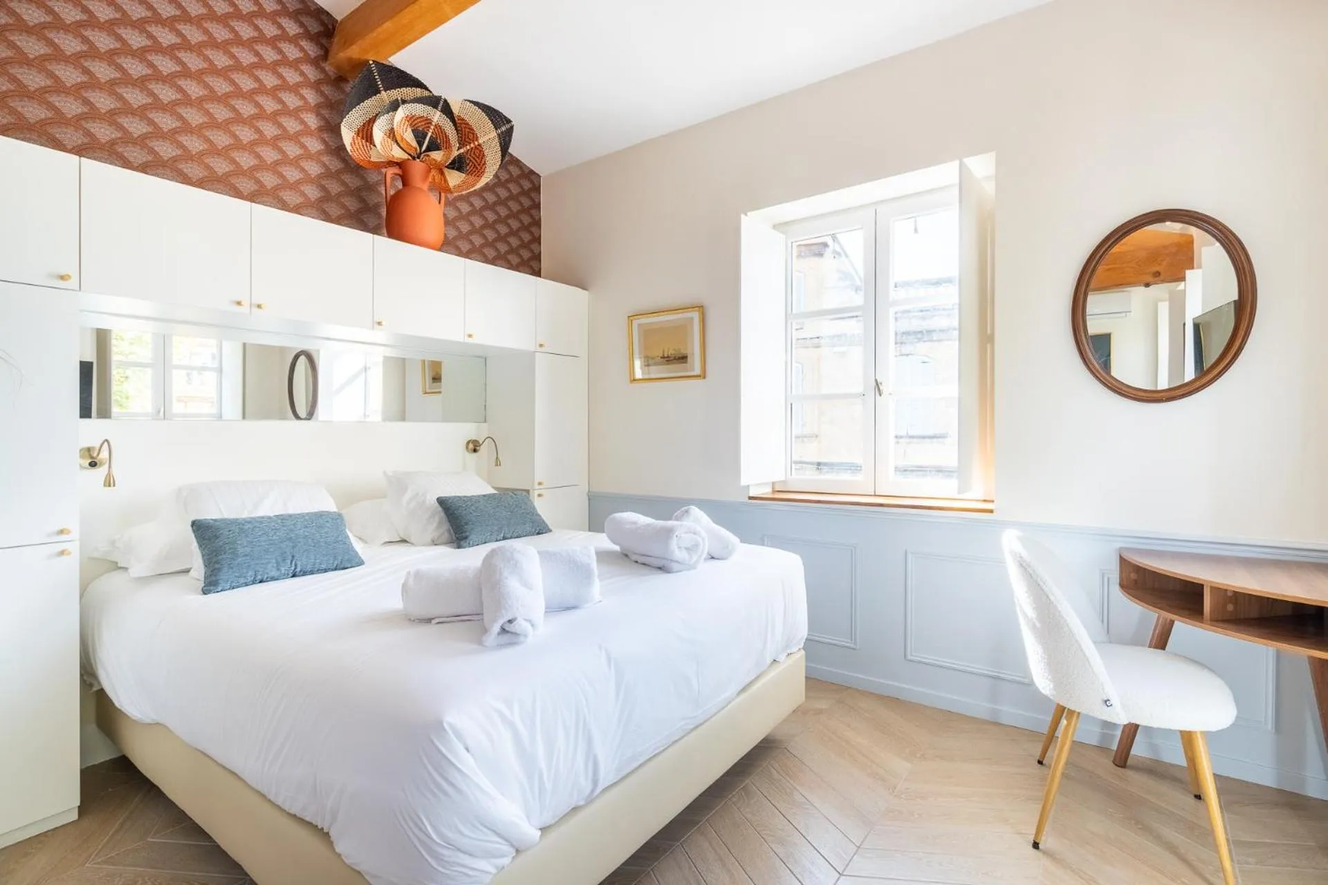 Two-Bedroom Suite in La Réserve de Salon de Provence