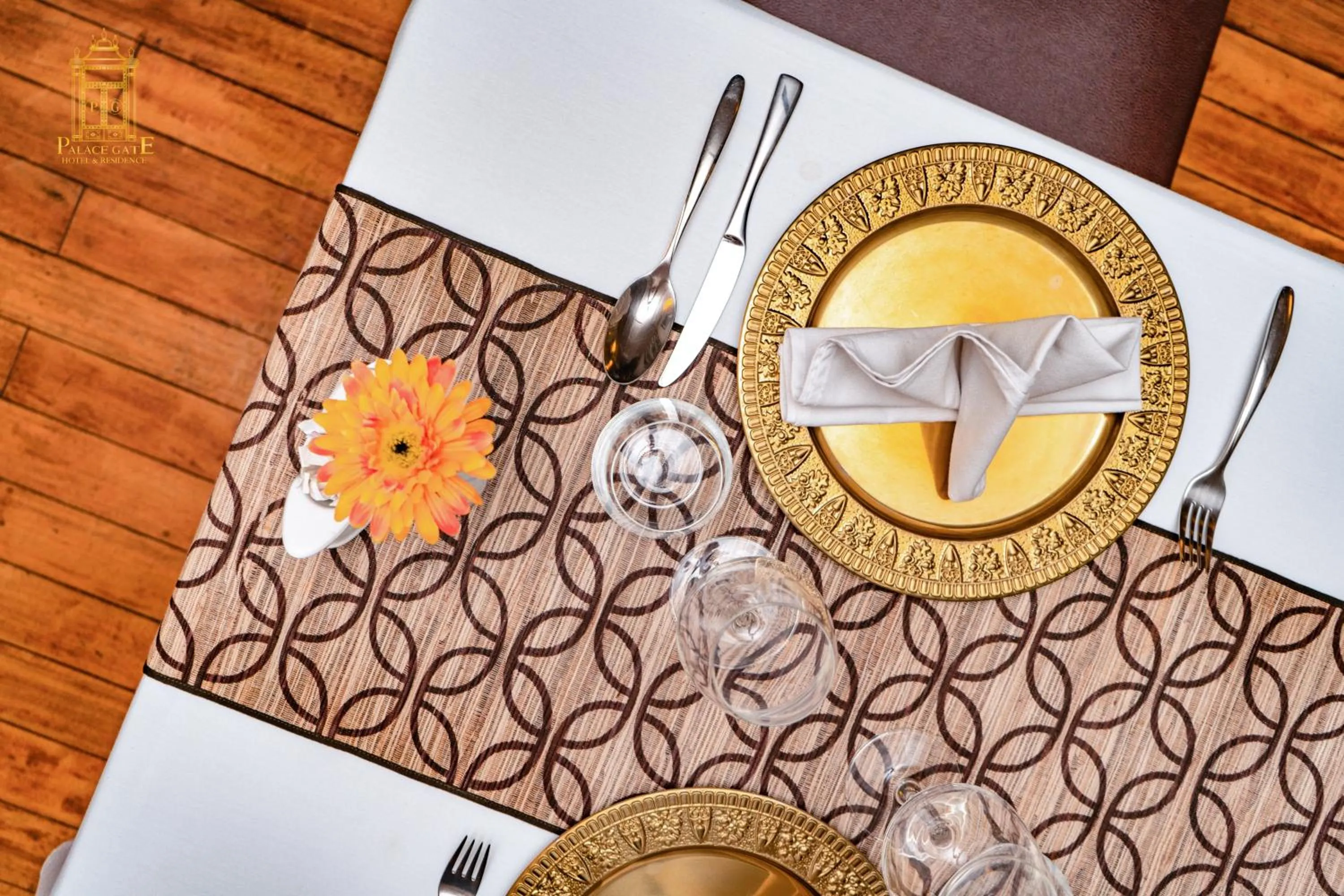 Restaurant/places to eat in Palace Gate Hotel & Residence by EHM