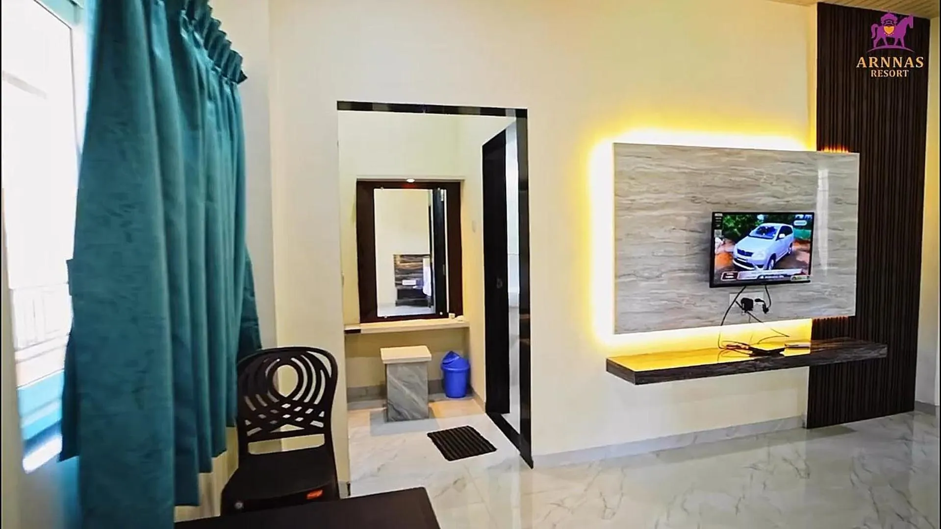 TV and multimedia in Arnnas Resort Diveagar