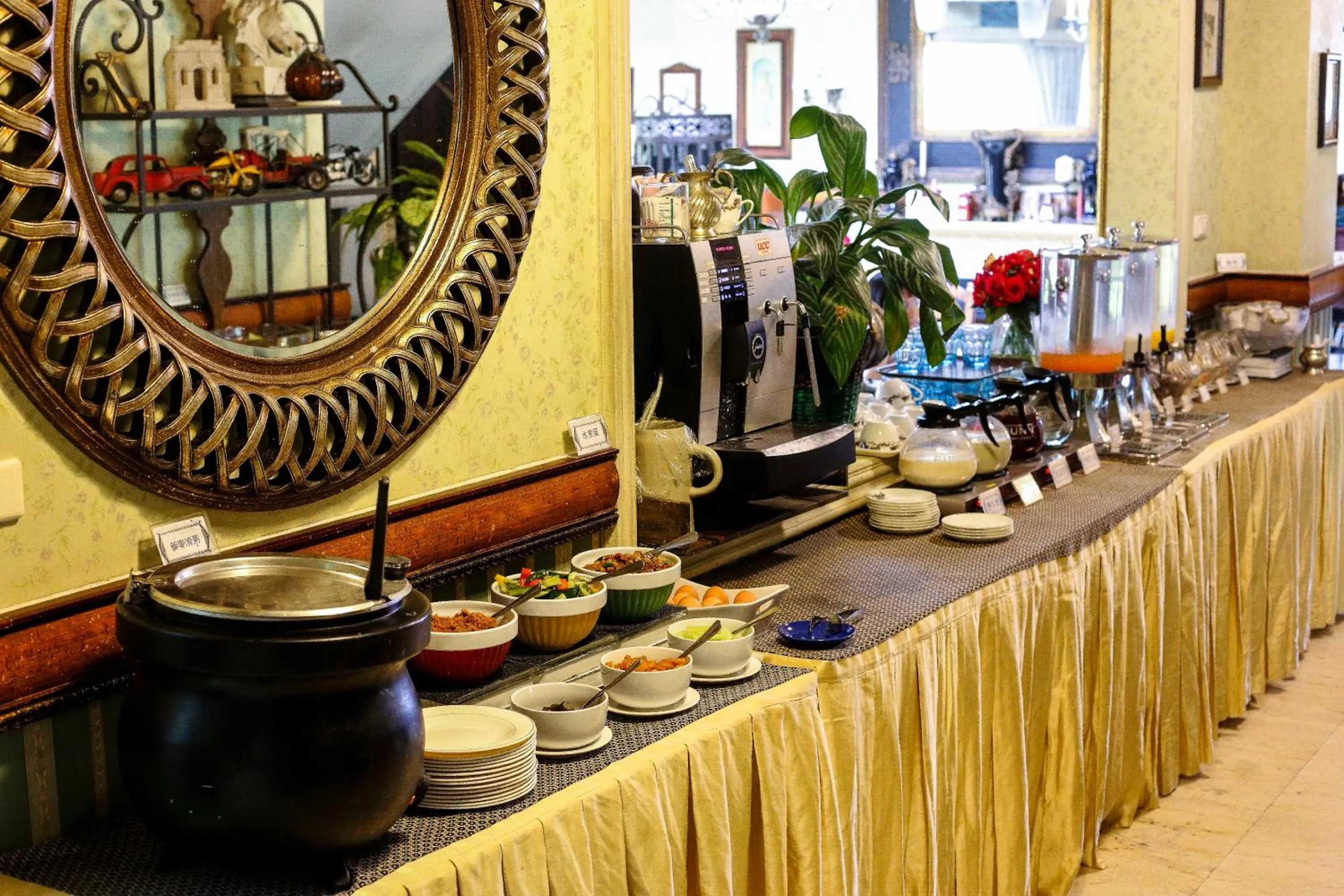 Breakfast in Shangrila Music Villa