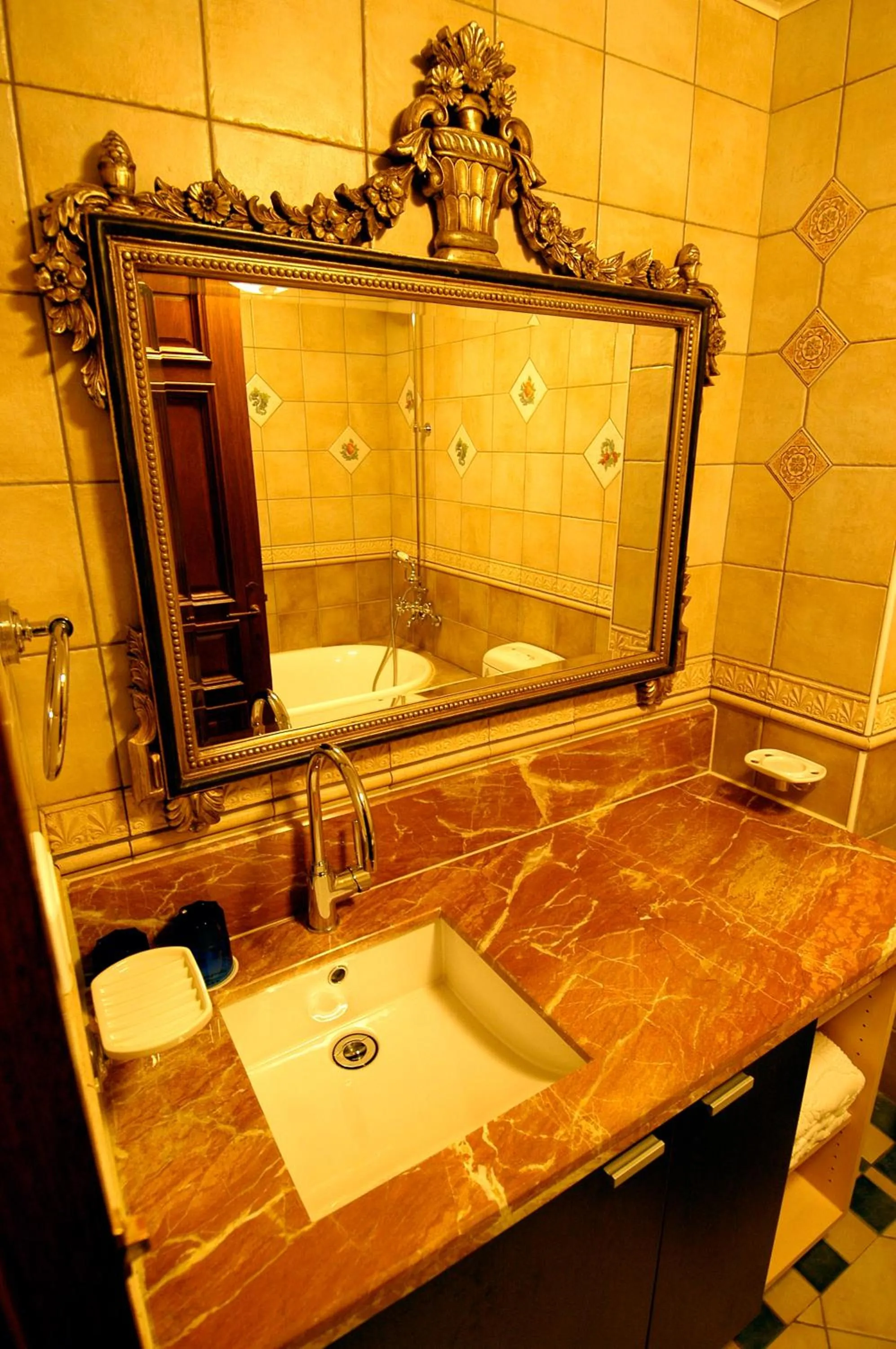 Bathroom in Shangrila Music Villa