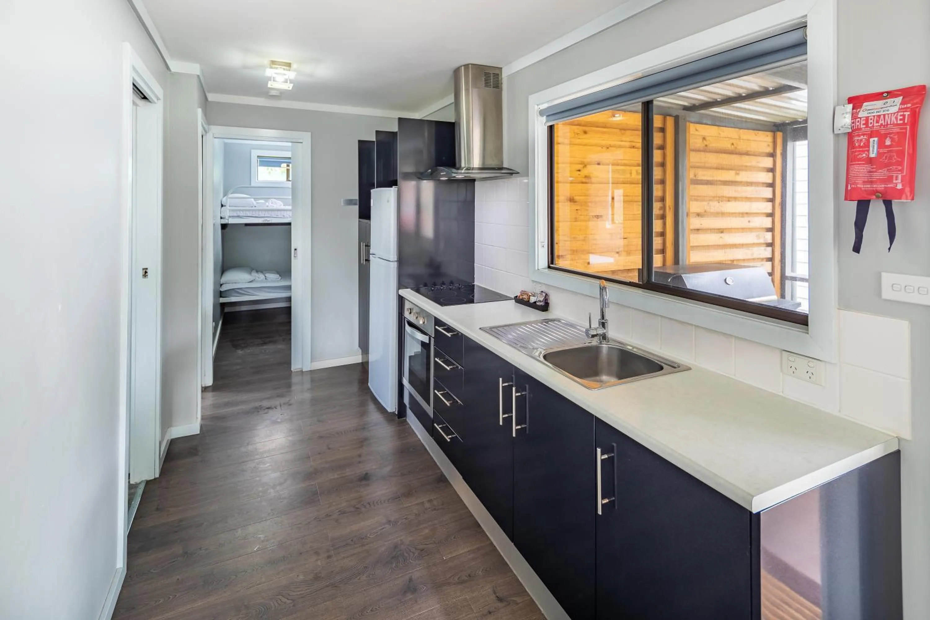 Kitchen or kitchenette in NRMA Broulee Holiday park