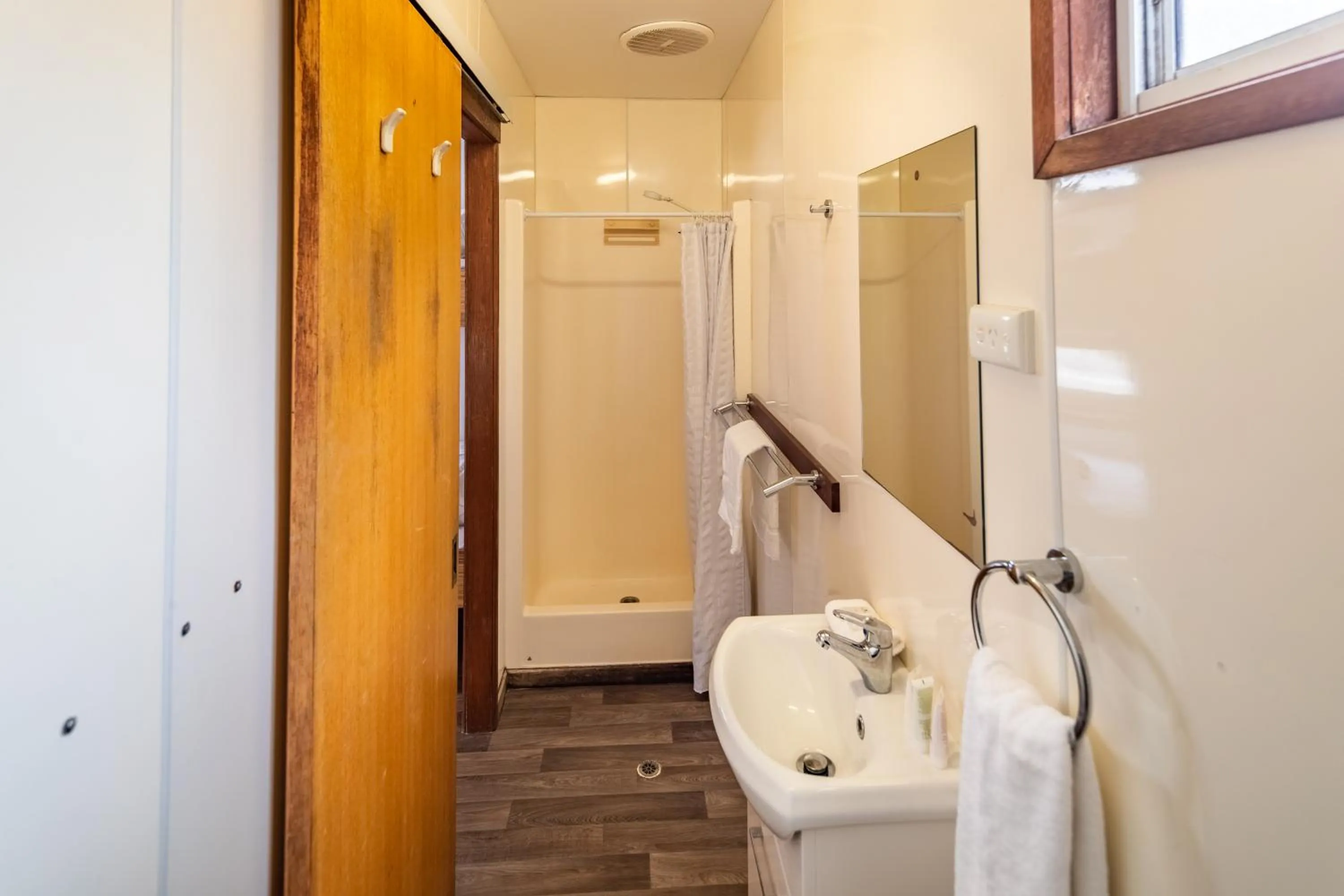 Bathroom in NRMA Broulee Holiday park