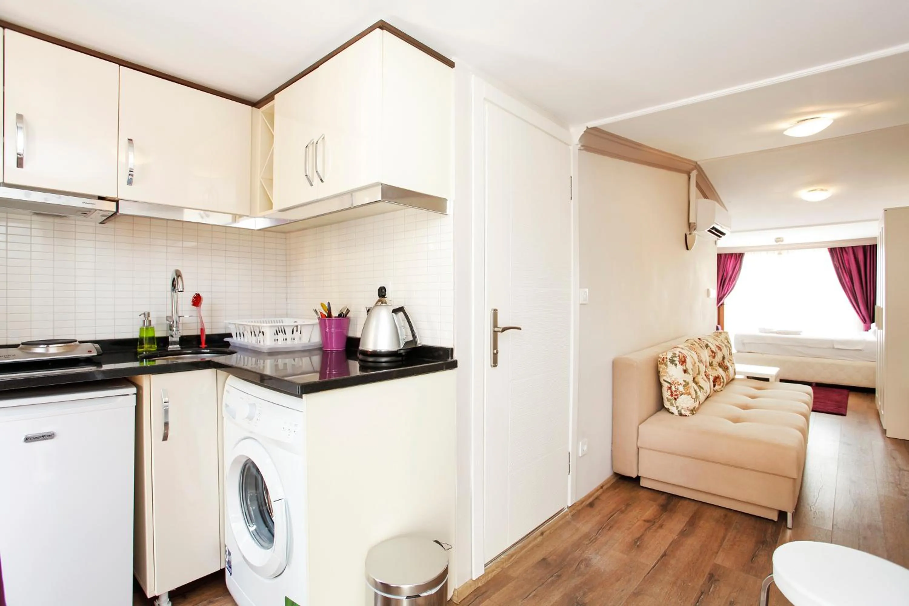 Kitchen or kitchenette, Kitchen/Kitchenette in Detay Suites Taksim