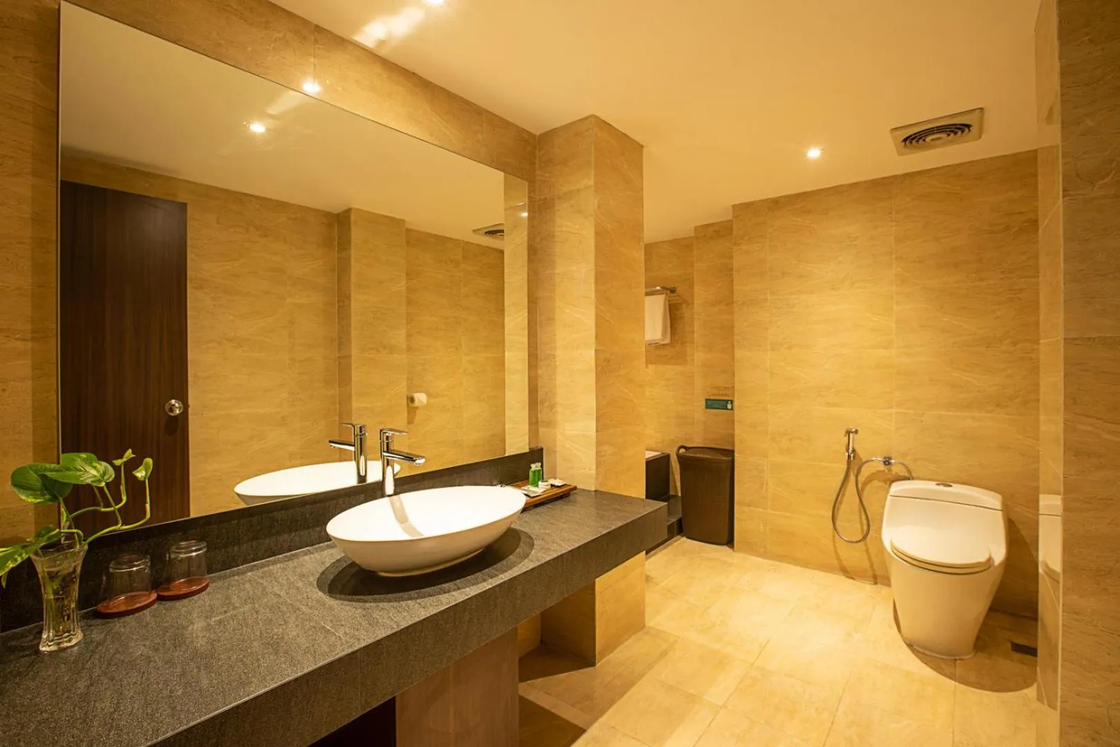 Bathroom in Wiltop Hotel Jambi