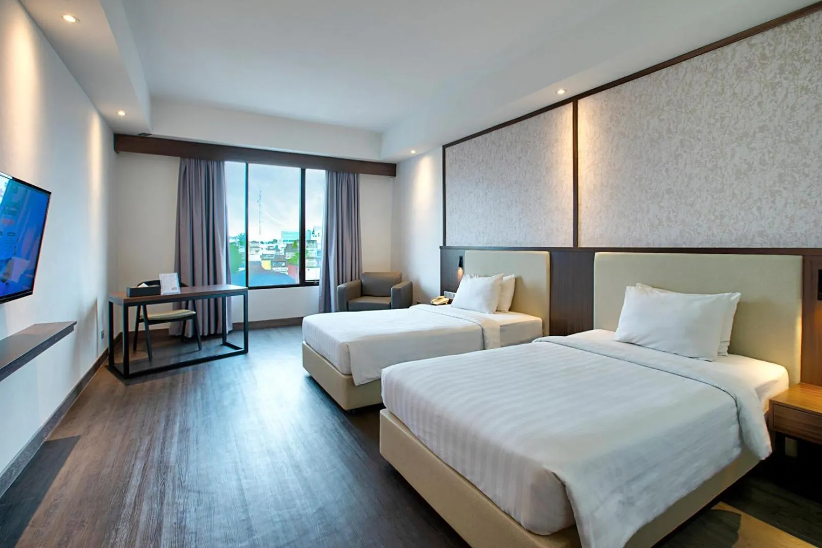 Bedroom, Bed in Wiltop Hotel Jambi