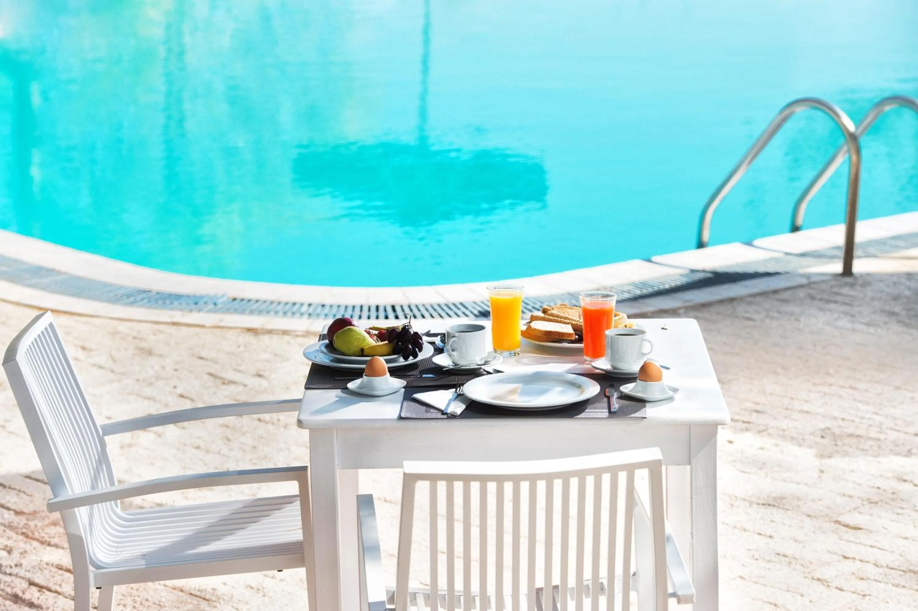 Swimming pool in Akra Morea Hotel & Residences