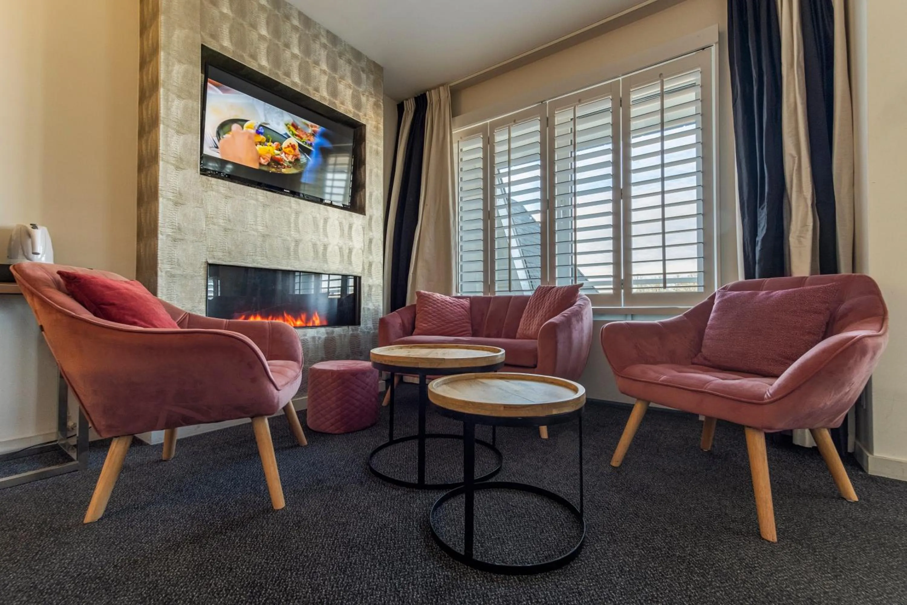 Seating area in Van der Valk Hotel 's-Hertogenbosch – Vught