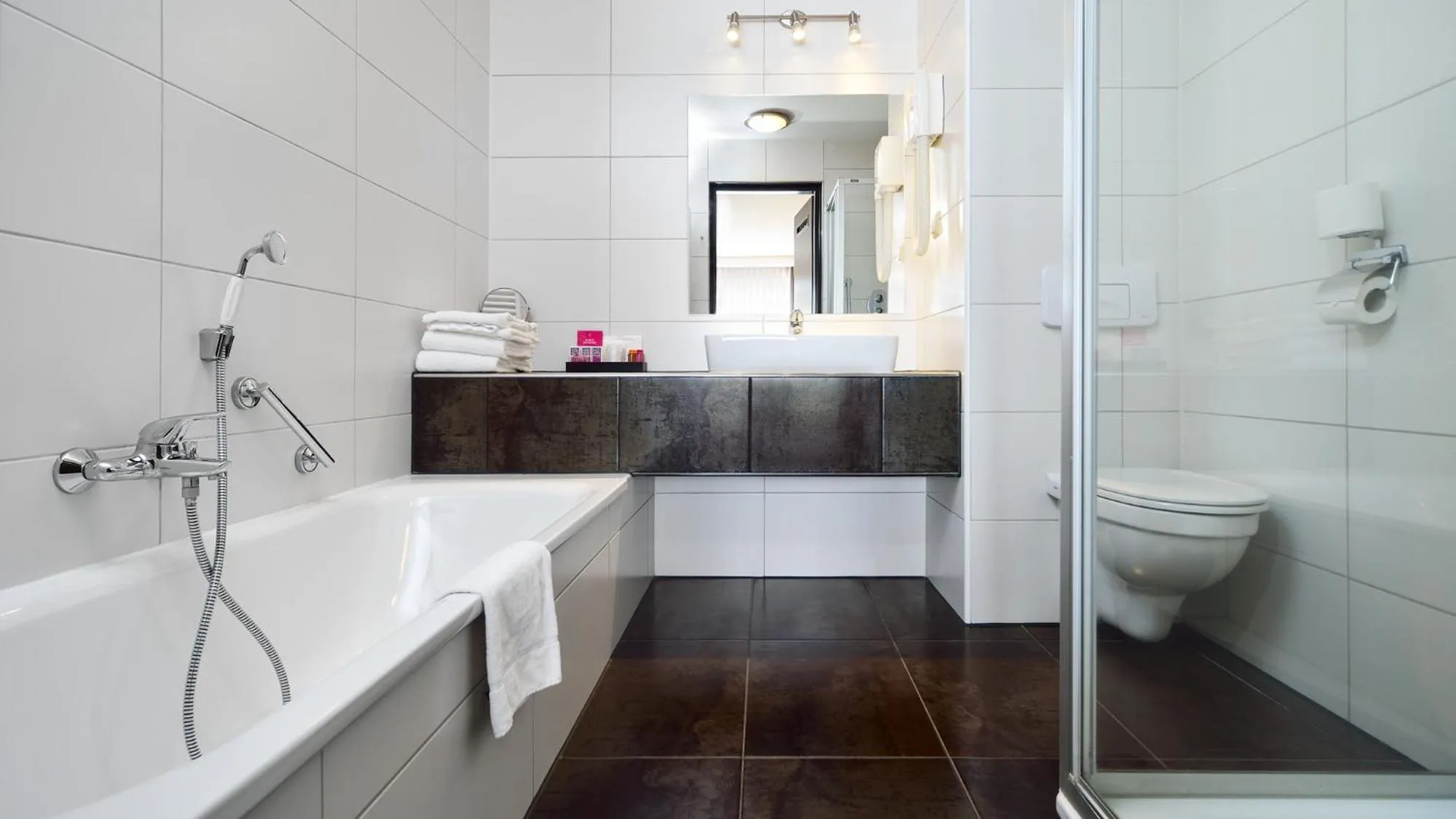 Bathroom in Van der Valk Hotel 's-Hertogenbosch – Vught