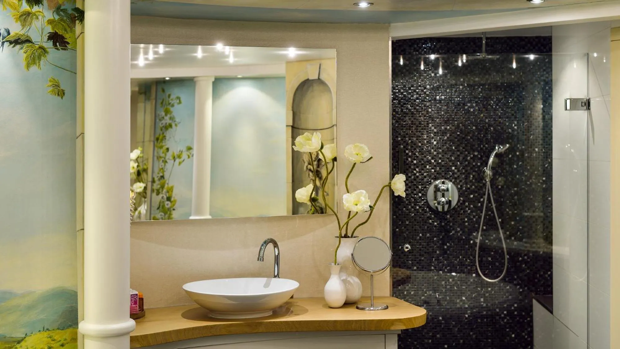 Bathroom in Van der Valk Hotel 's-Hertogenbosch – Vught