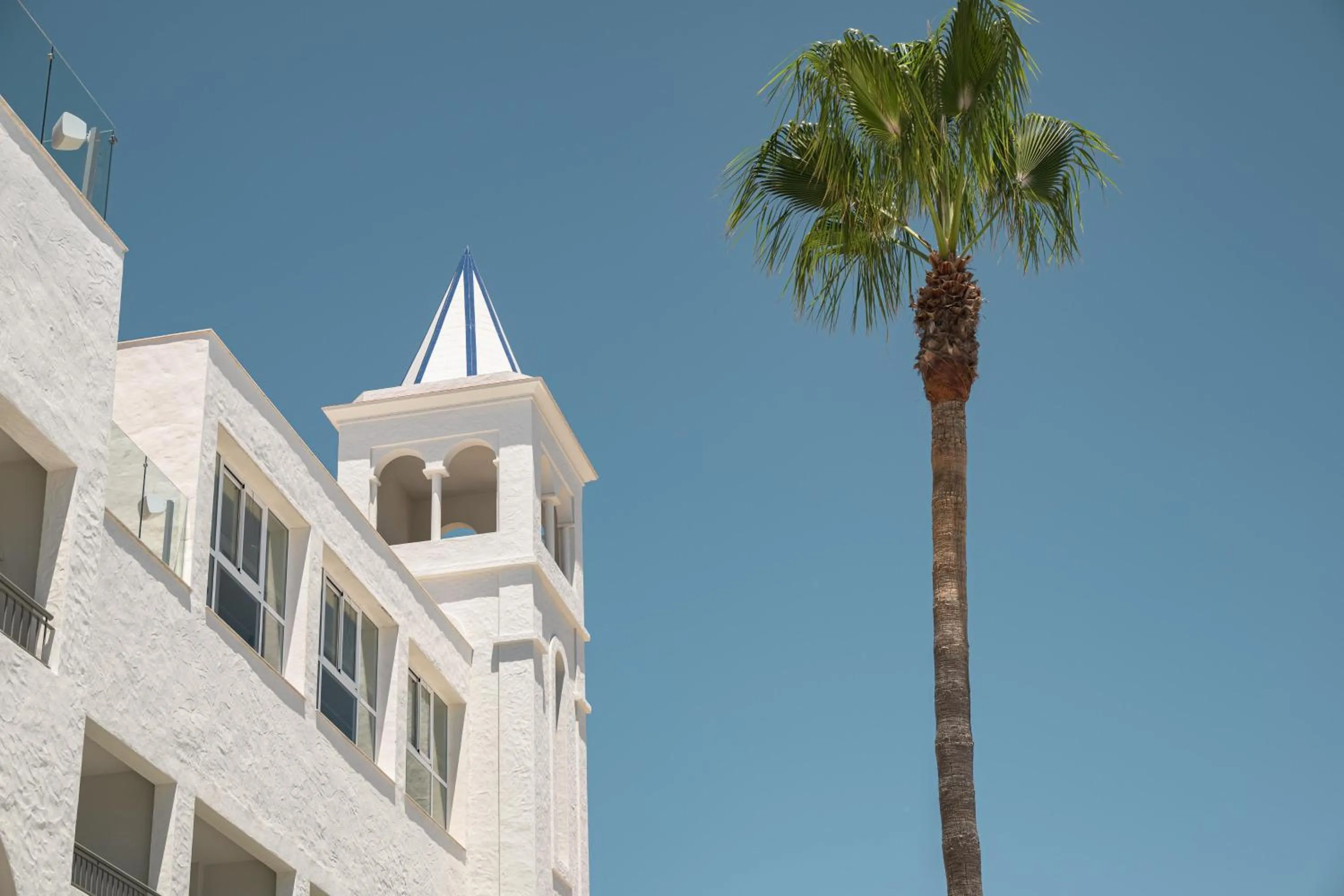 Property building in DAIA Slow Beach Hotel Conil - Adults Only Recommended