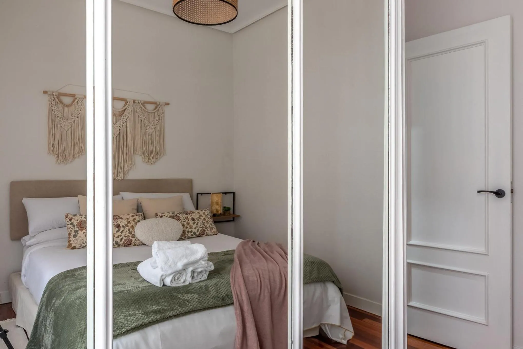 Bedroom, Bed in Confort y buena ubicación - Bilbao centro