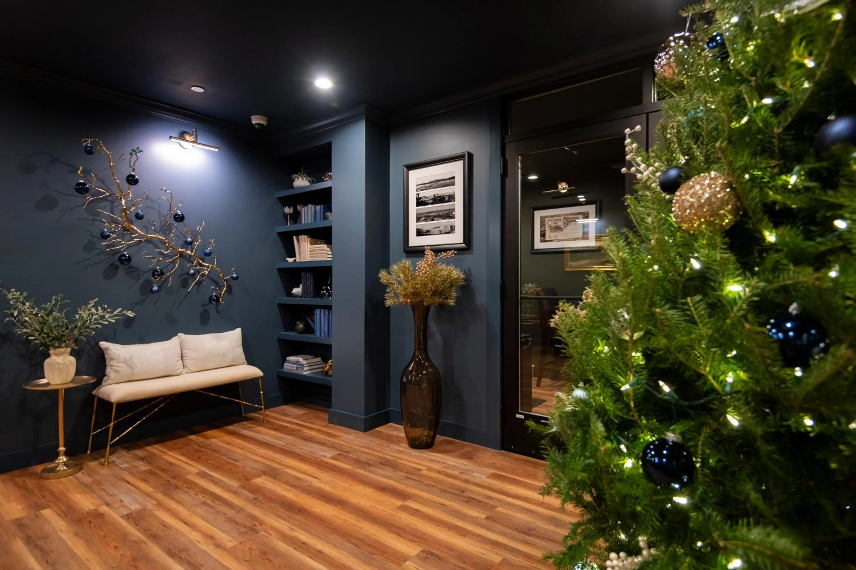 Decorative detail in The Pathmaker Hotel