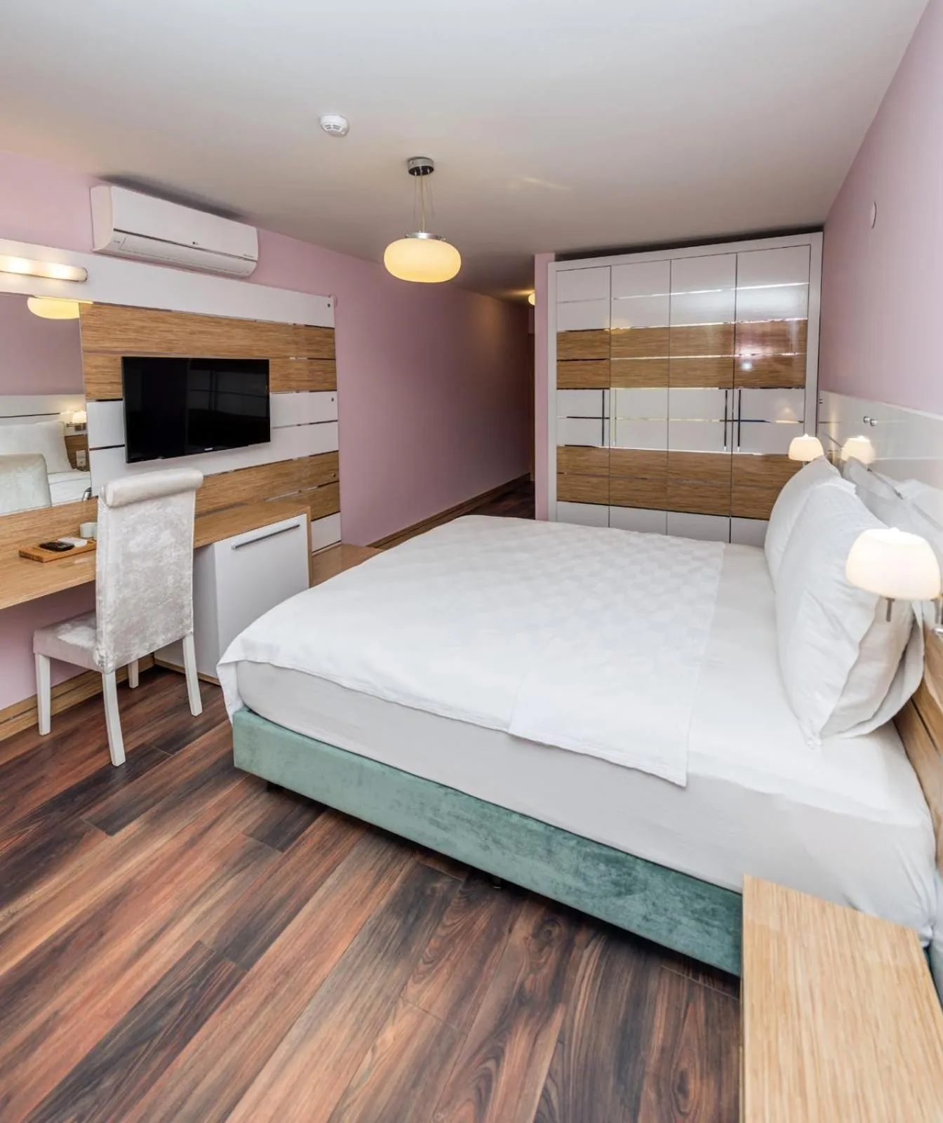 Bed in TOK EPİK HOTEL