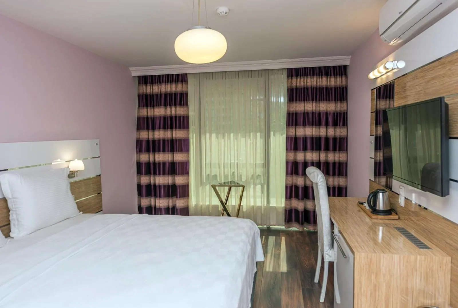 Bed in TOK EPİK HOTEL