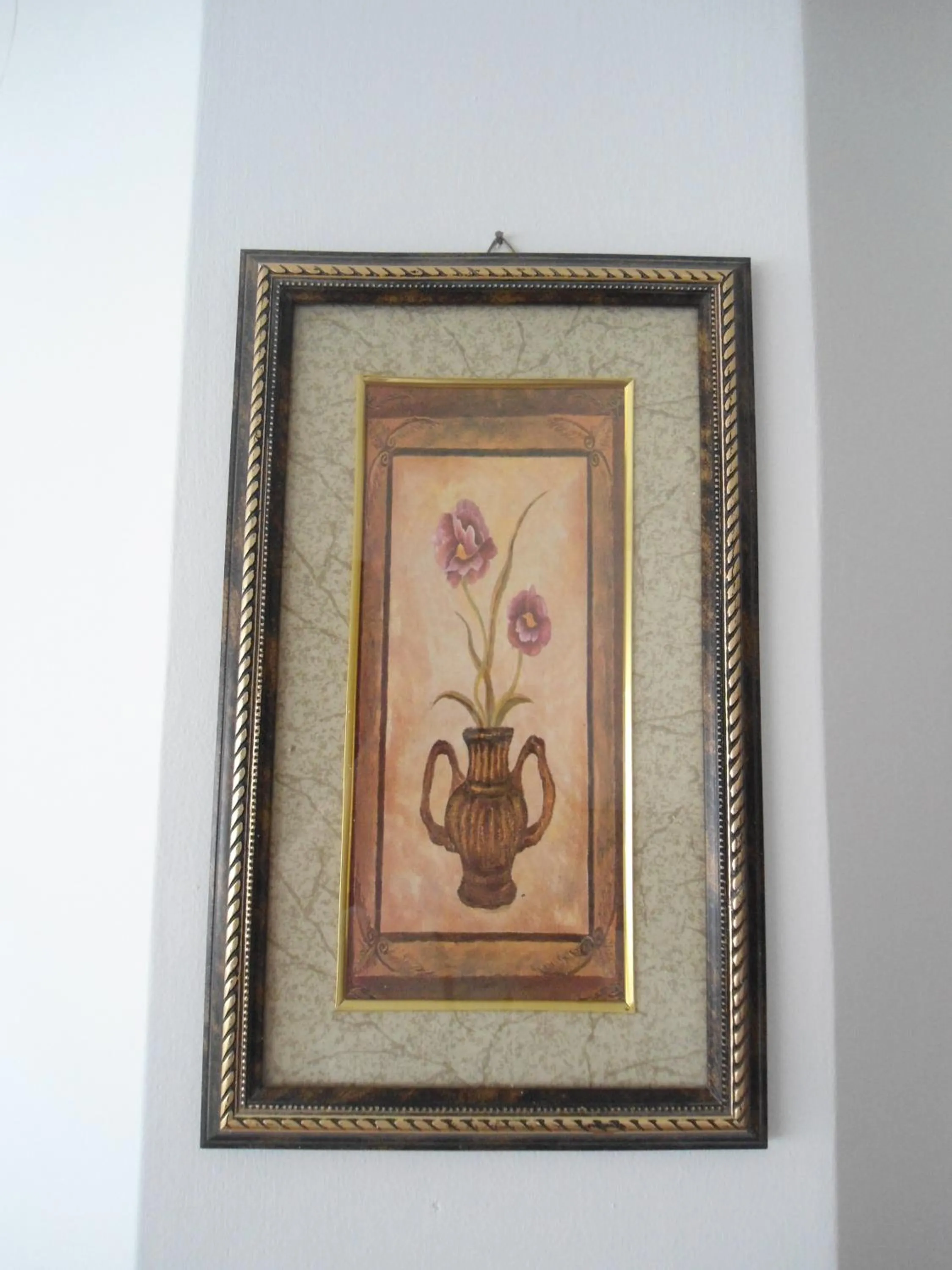 Decorative detail in Rooms Alijev