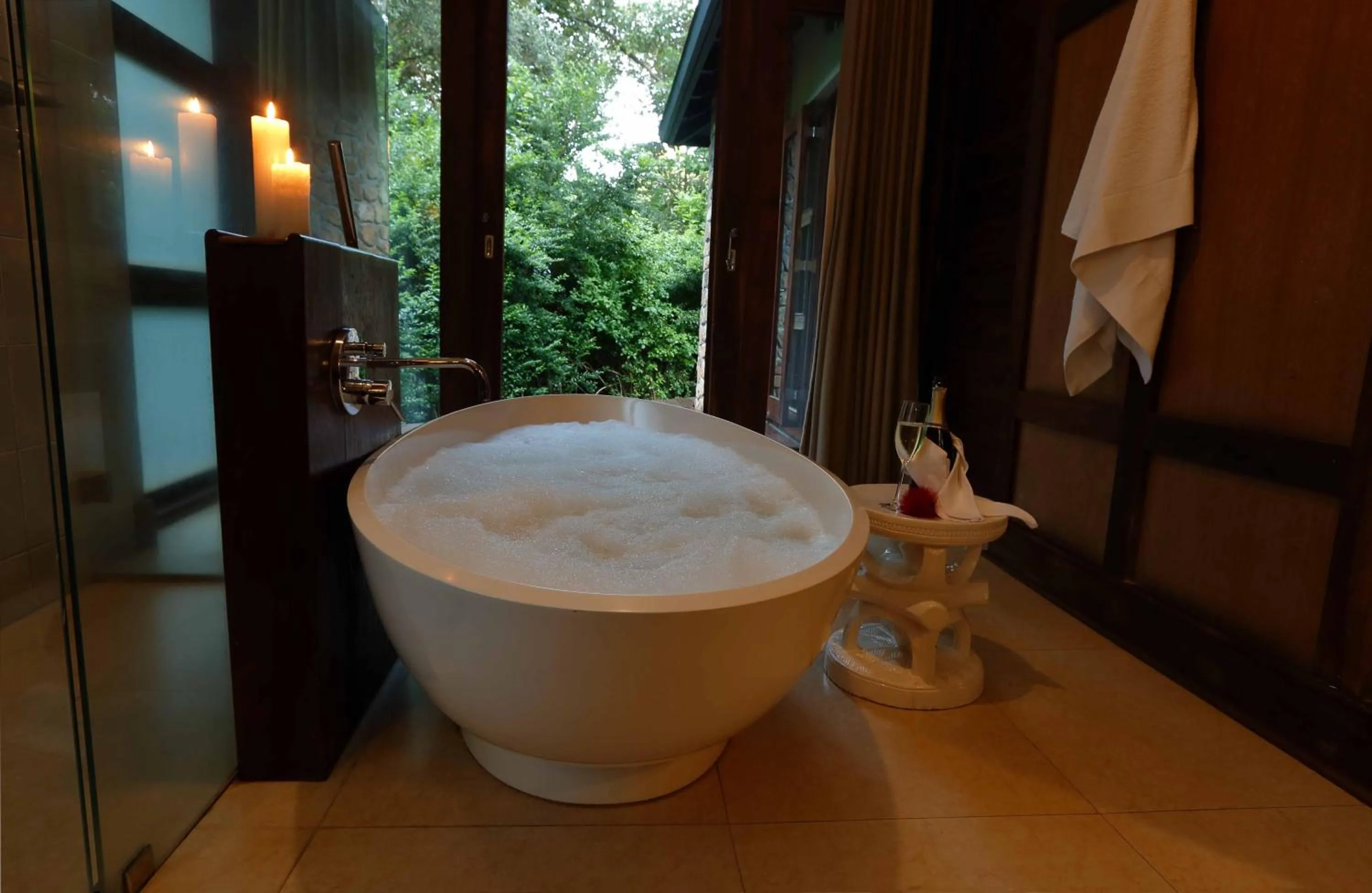 Bathroom in Lake Duluti Lodge
