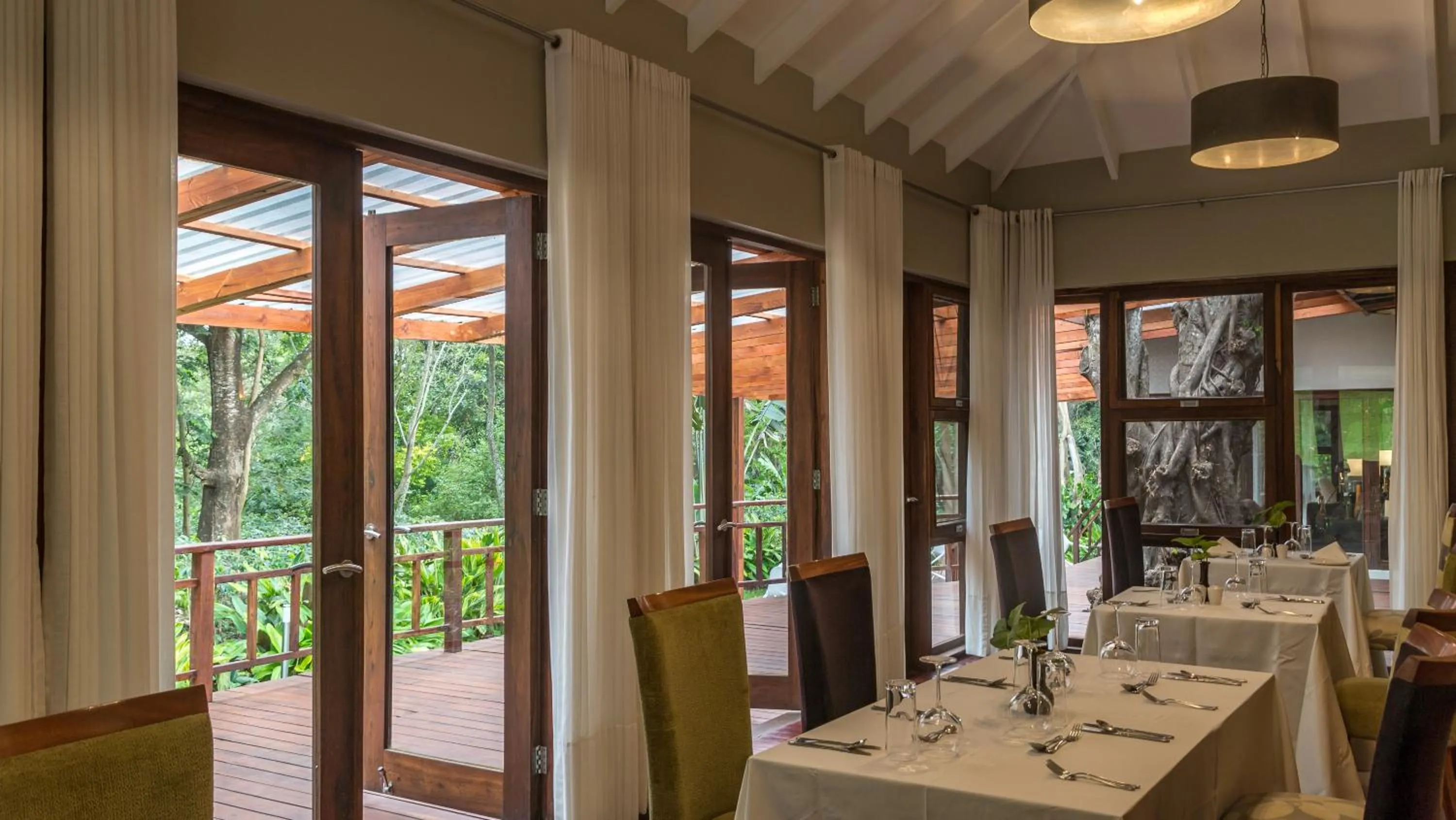 Dining area in Lake Duluti Lodge