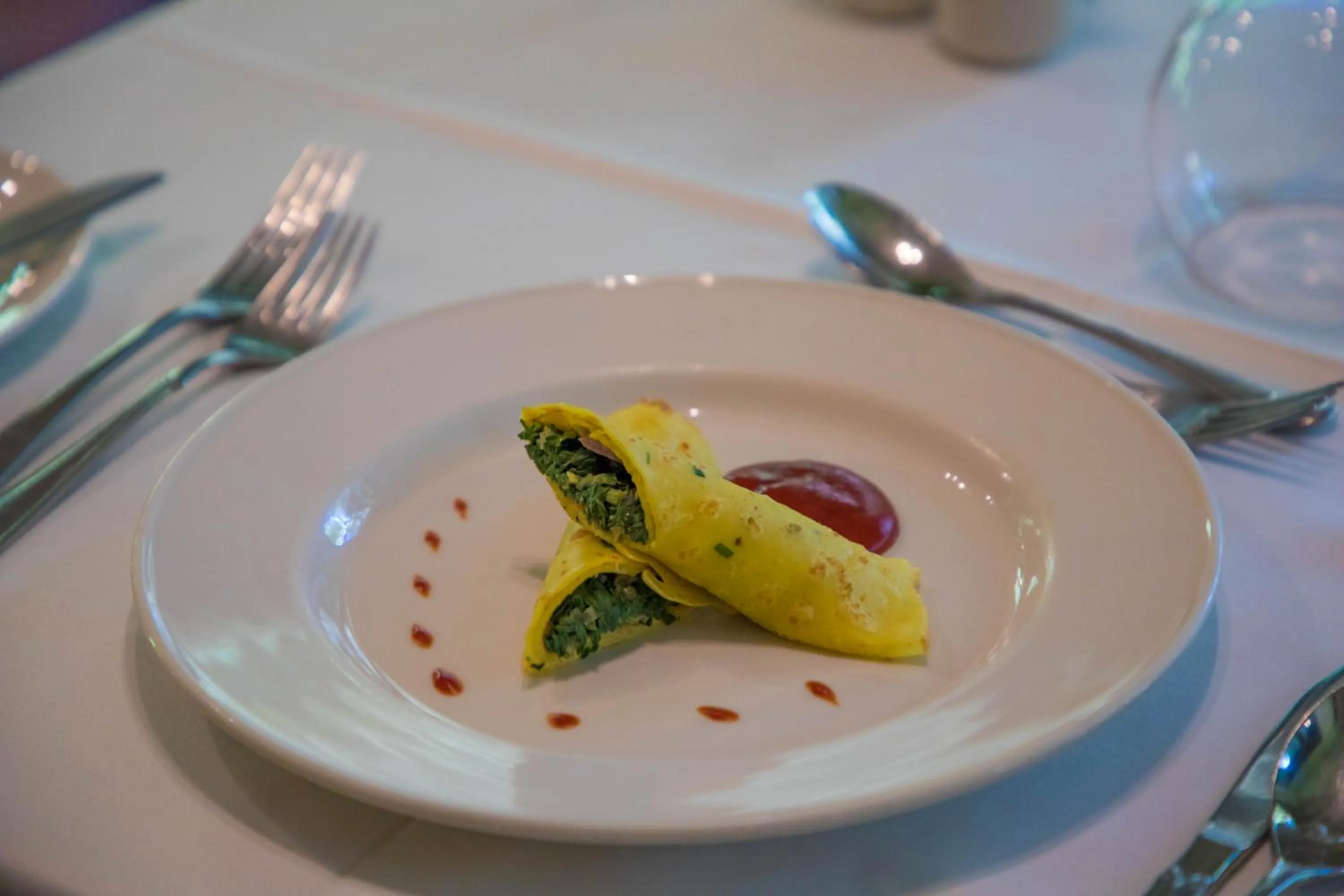 Restaurant/places to eat in Lake Duluti Lodge