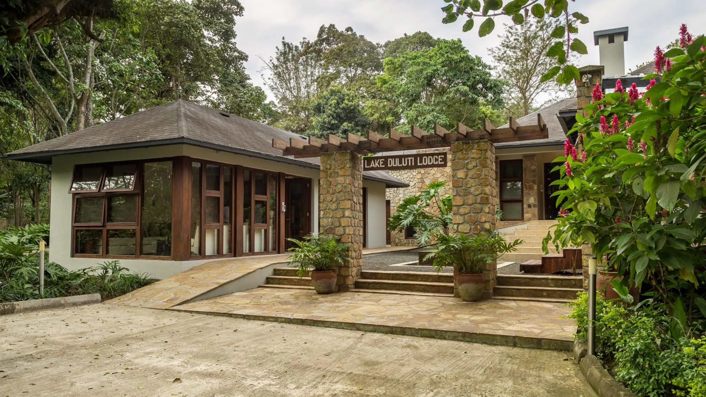 Garden in Lake Duluti Lodge