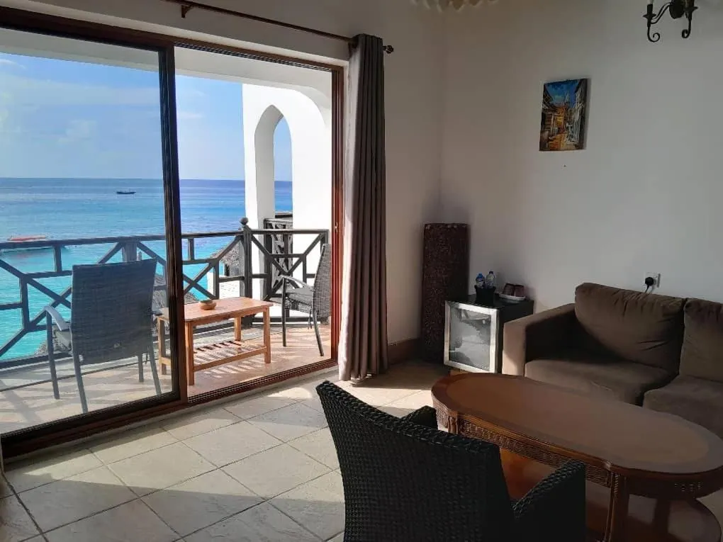 Day in Langi Langi Beach Bungalows