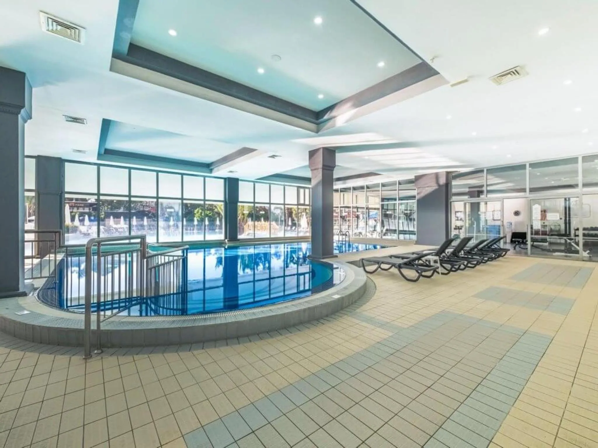 Swimming pool in Queen's Park Resort Göynük