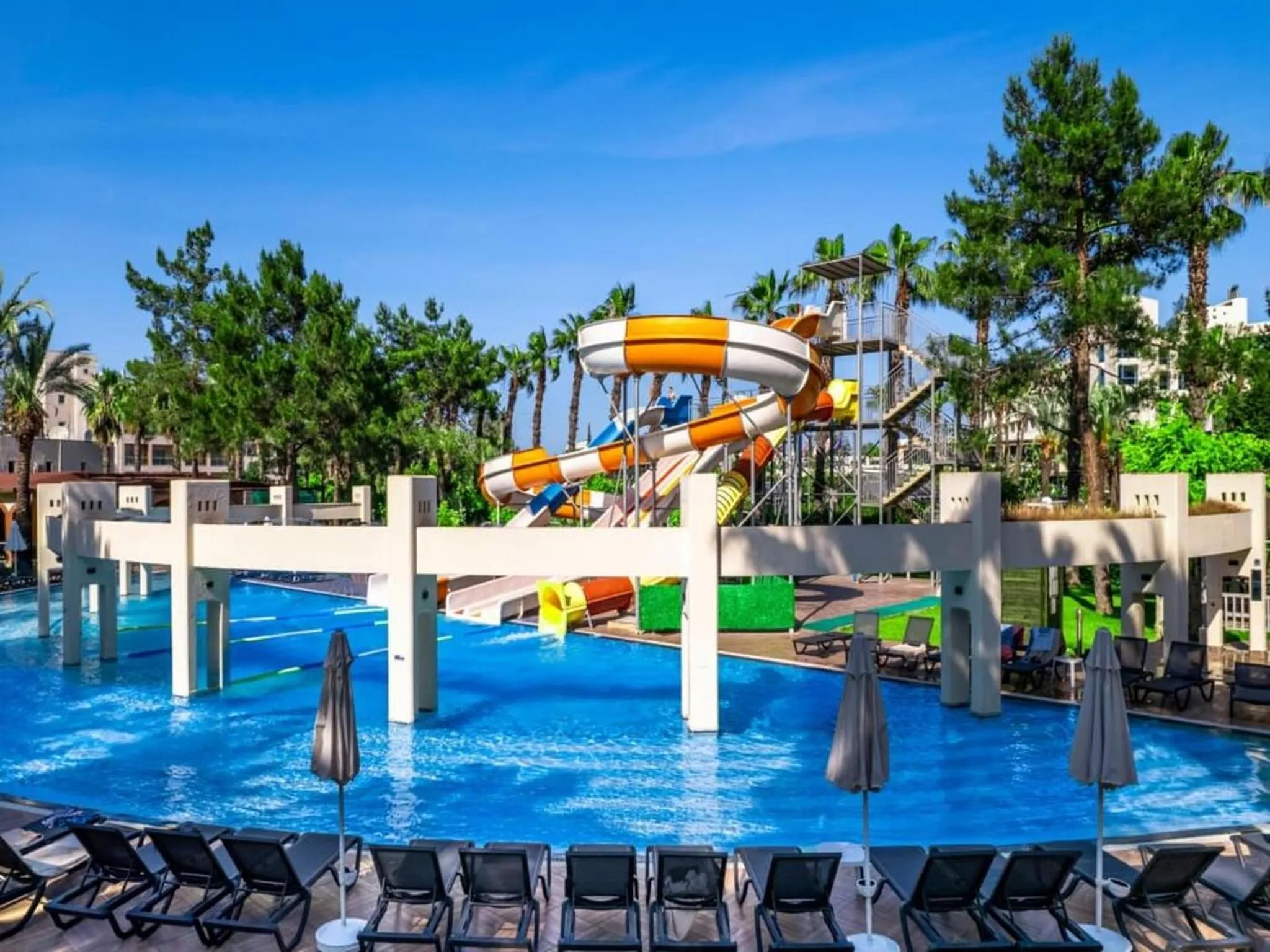 Pool view in Queen's Park Resort Göynük