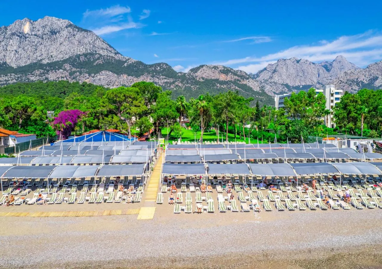Beach in Queen's Park Resort Göynük