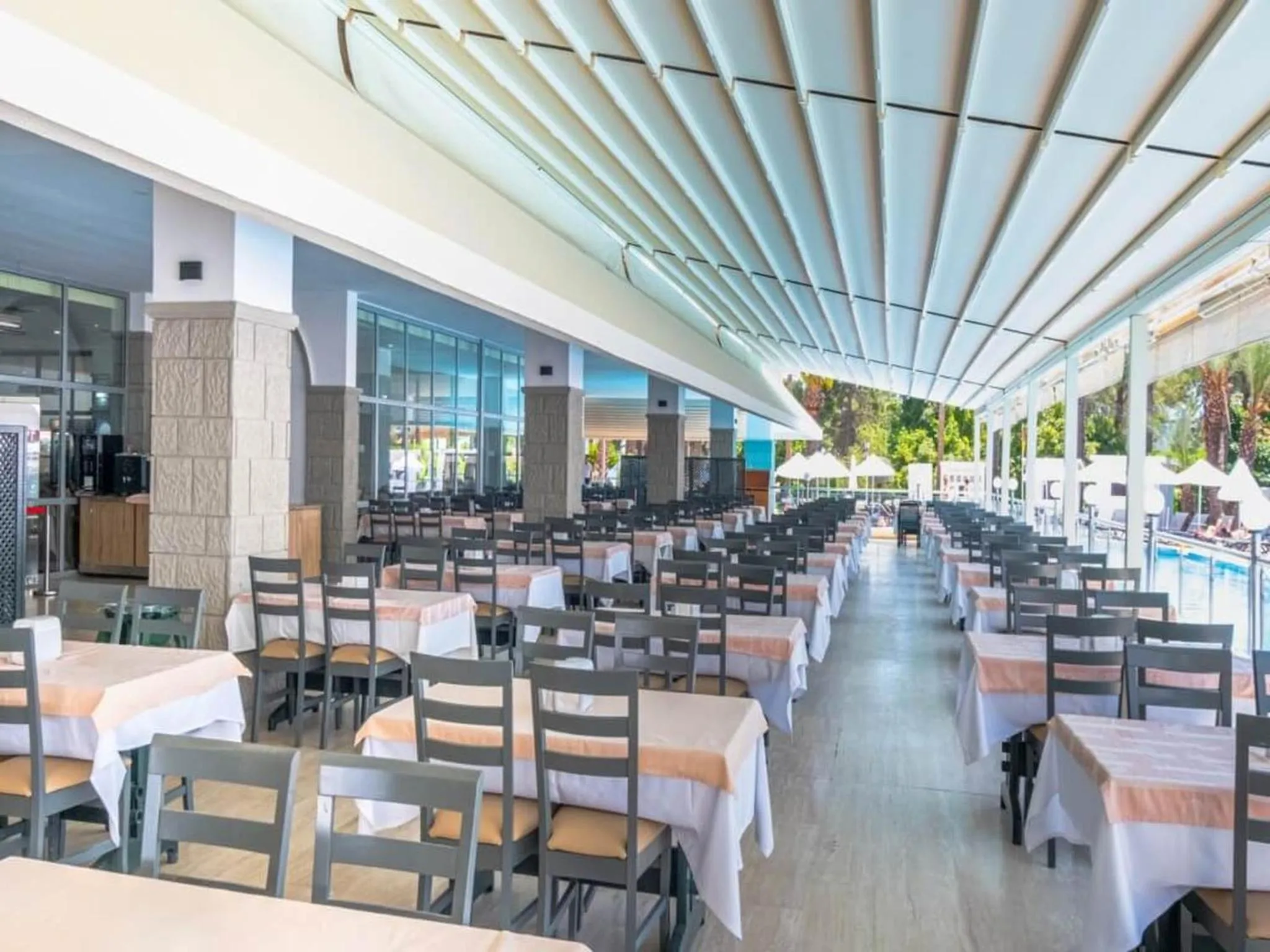 Restaurant/places to eat in Queen's Park Resort Göynük