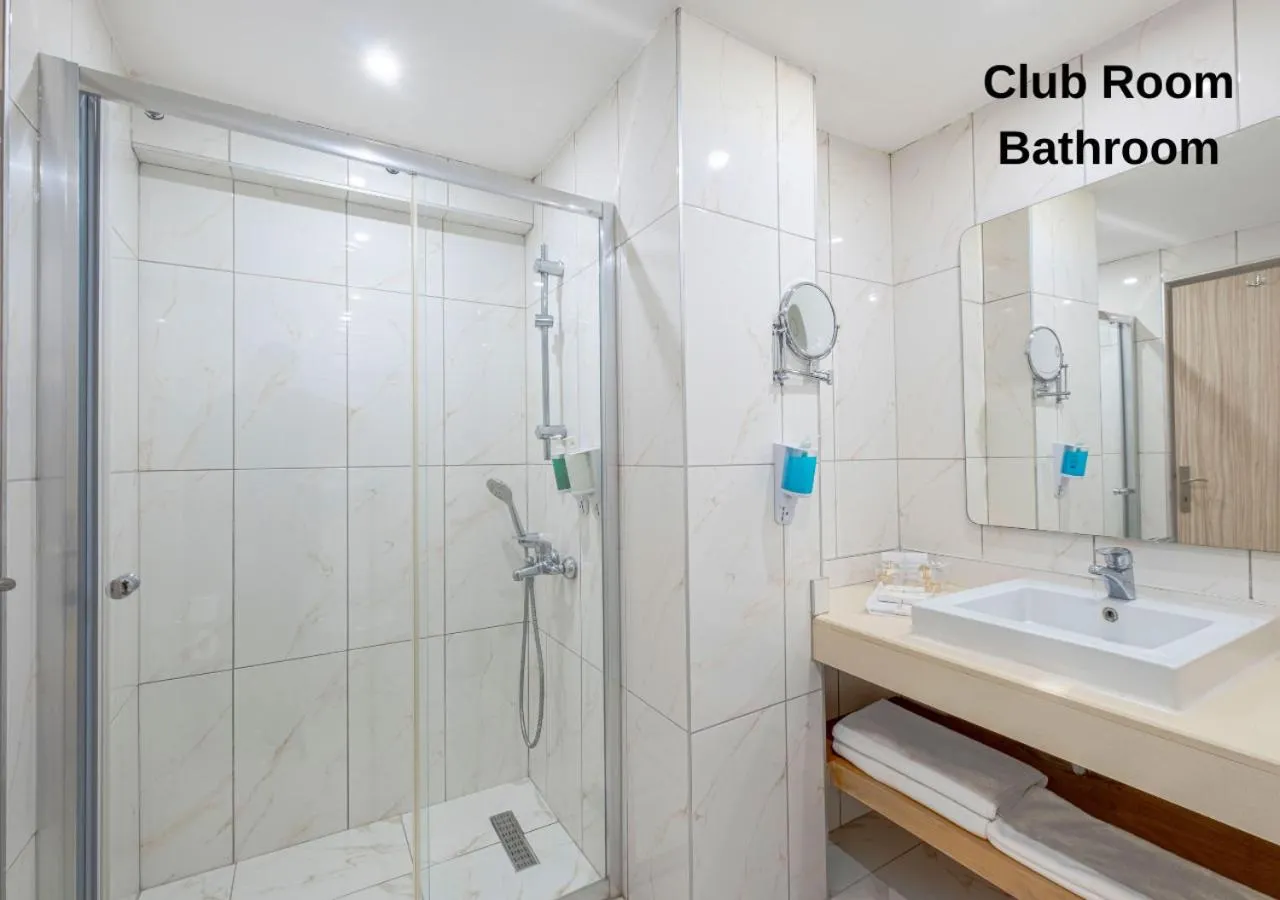 Shower in Queen's Park Resort Göynük