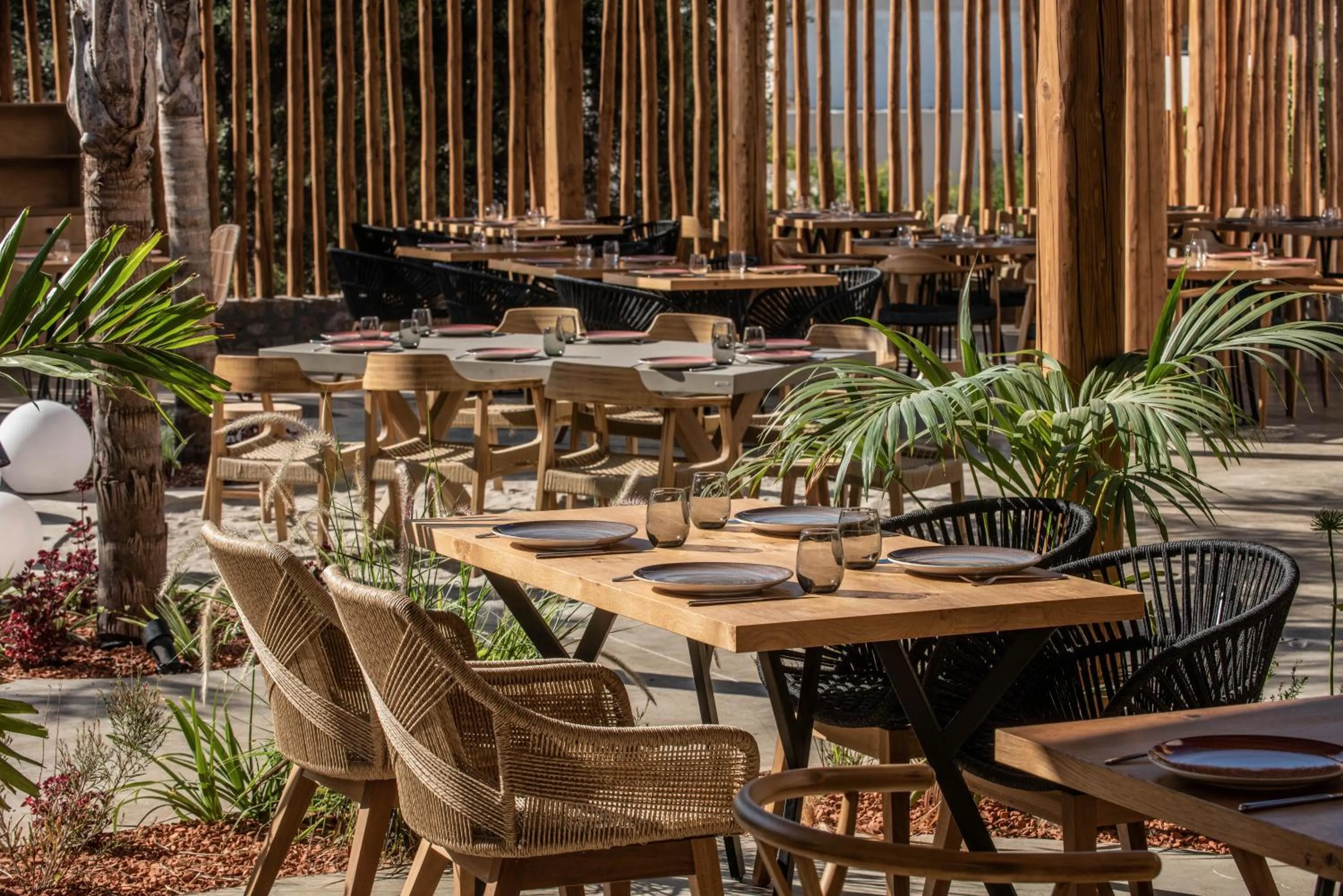 Restaurant/places to eat in Indigo Suites Collection Adults Only