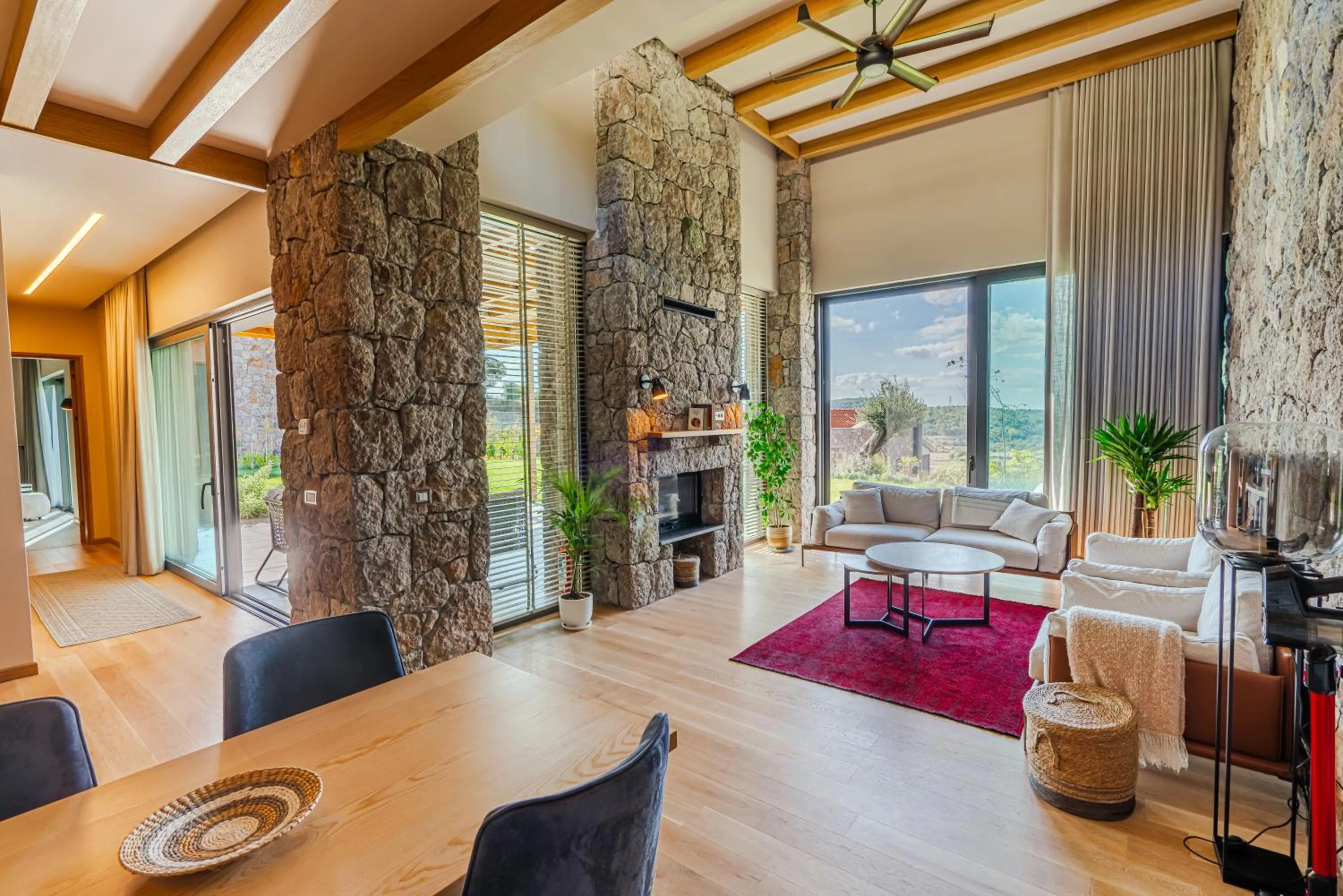 Photo of the whole room in Cabras Kazdağları