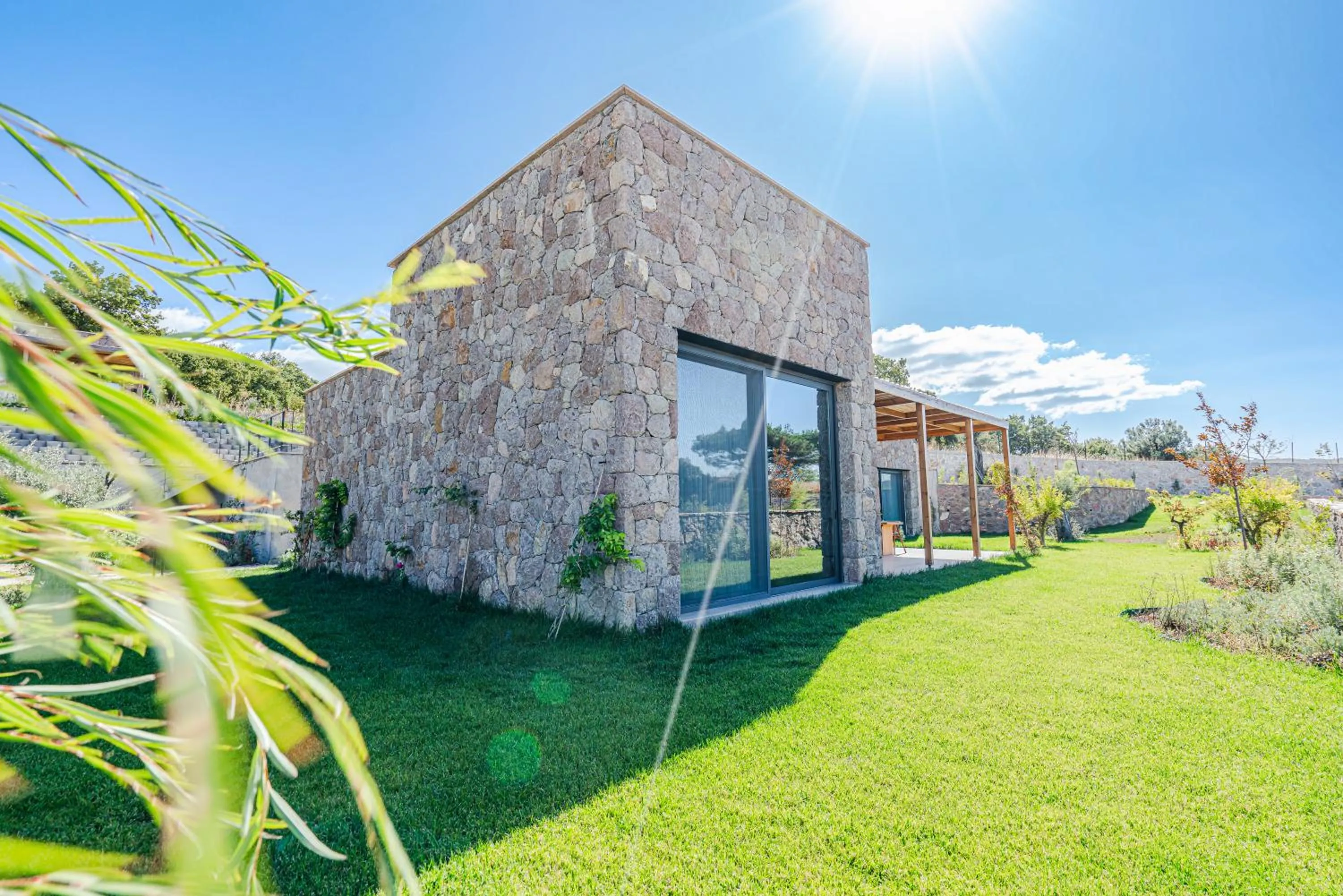 Property building in Cabras Kazdağları