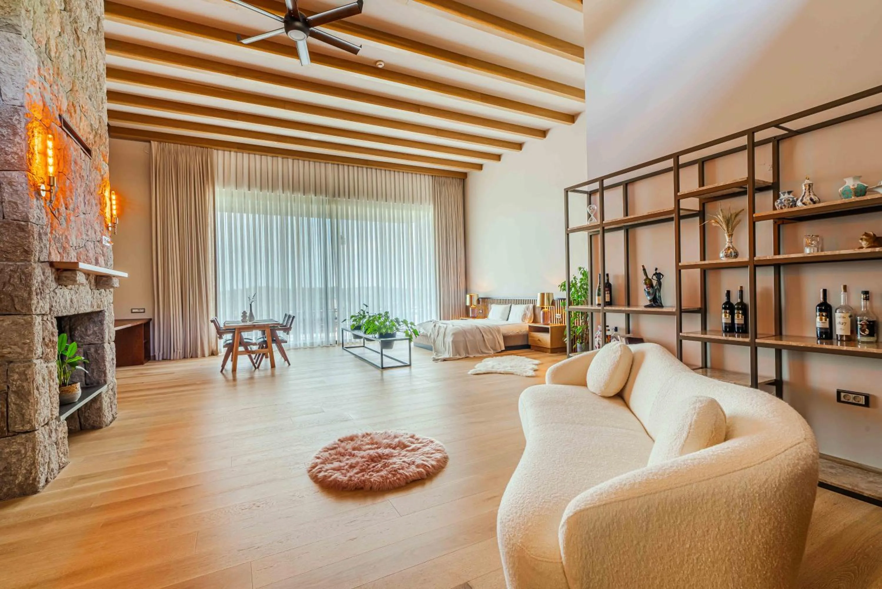 Photo of the whole room in Cabras Kazdağları