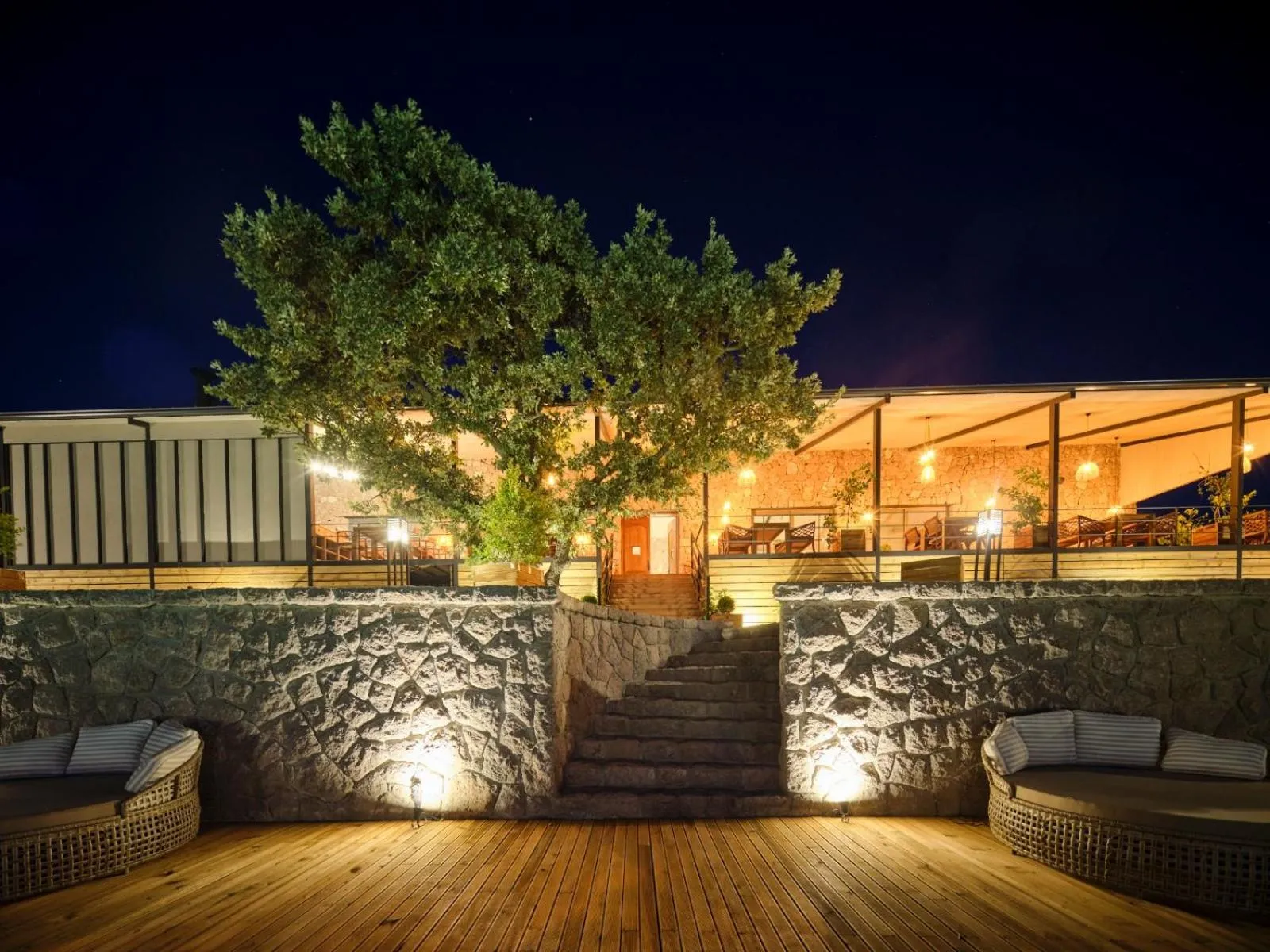 Restaurant/places to eat in Cabras Kazdağları