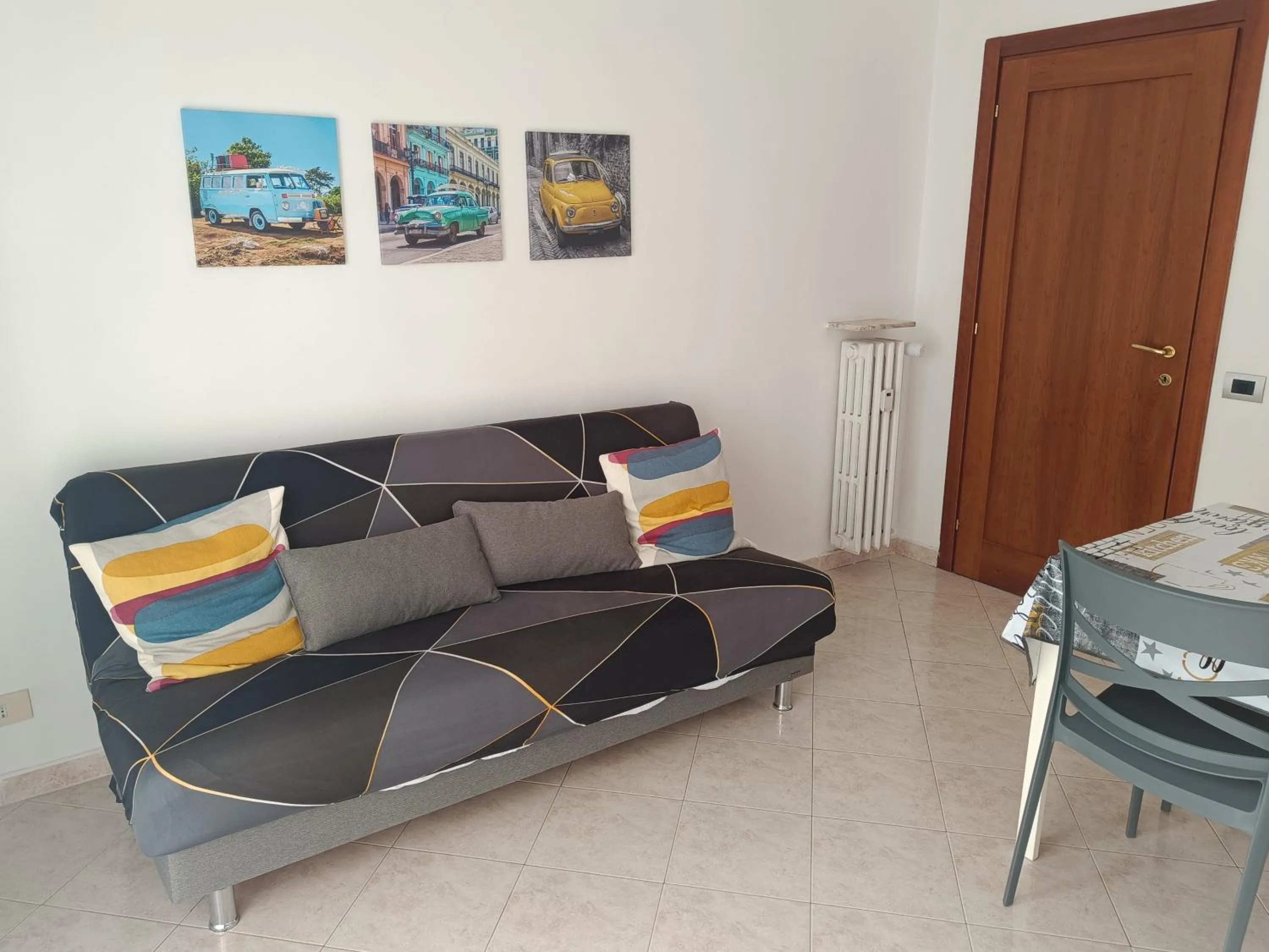 Living room in Tia Tourist Apartment Rome