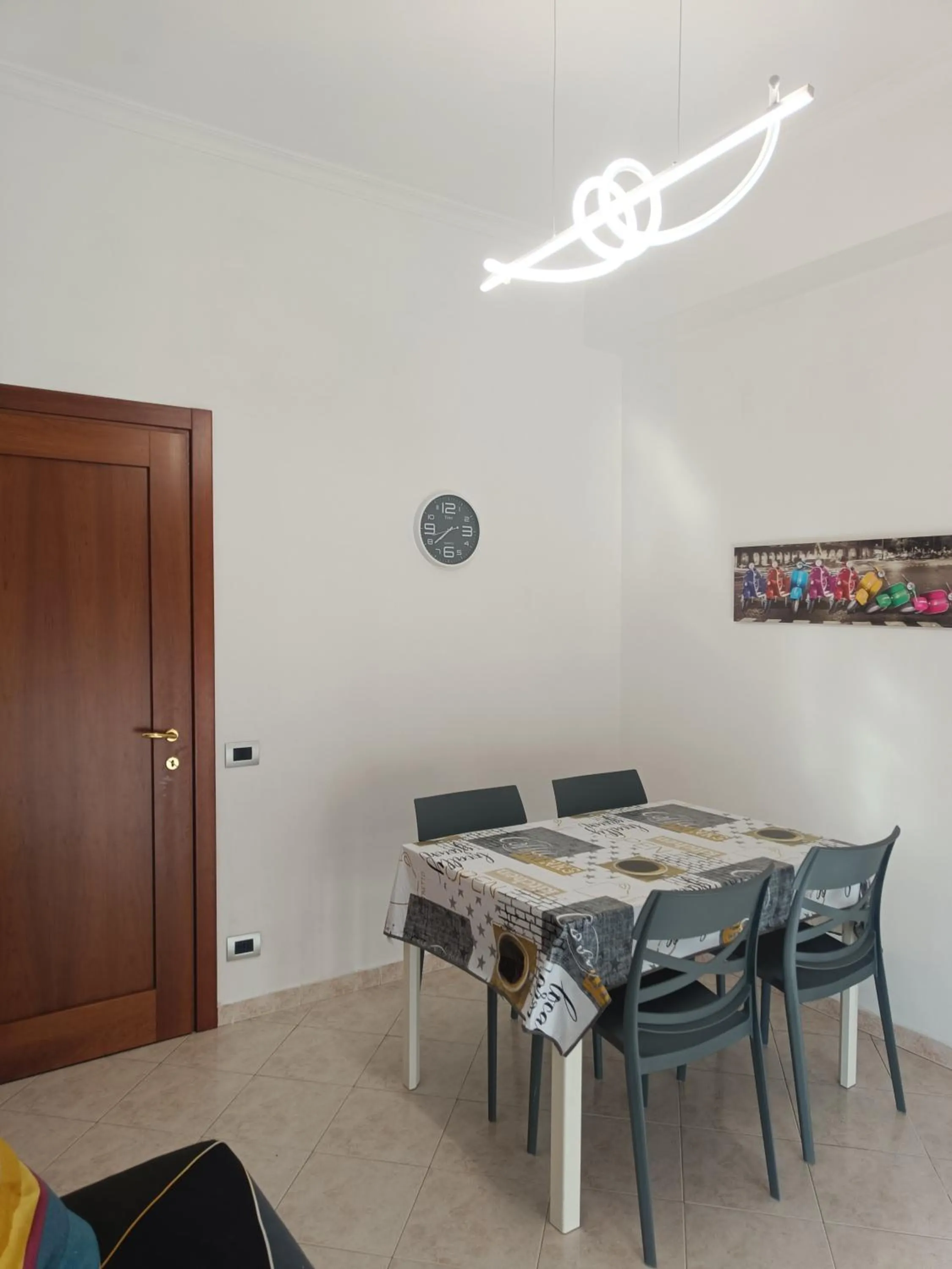 Living room in Tia Tourist Apartment Rome