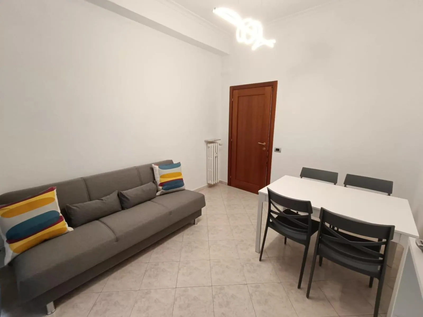Living room in Tia Tourist Apartment Rome