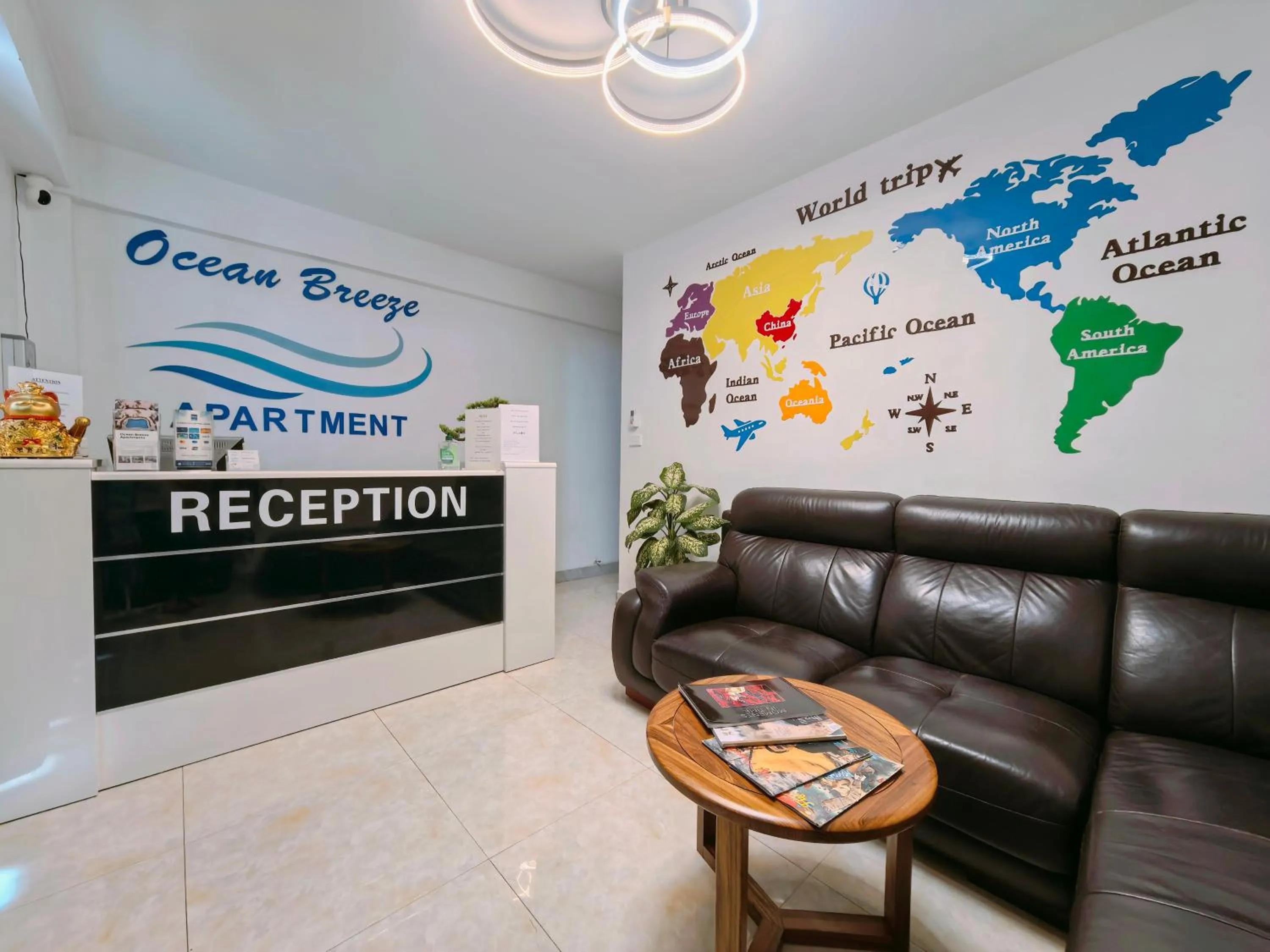 Lobby or reception in Ocean Breeze Apartment Hotel