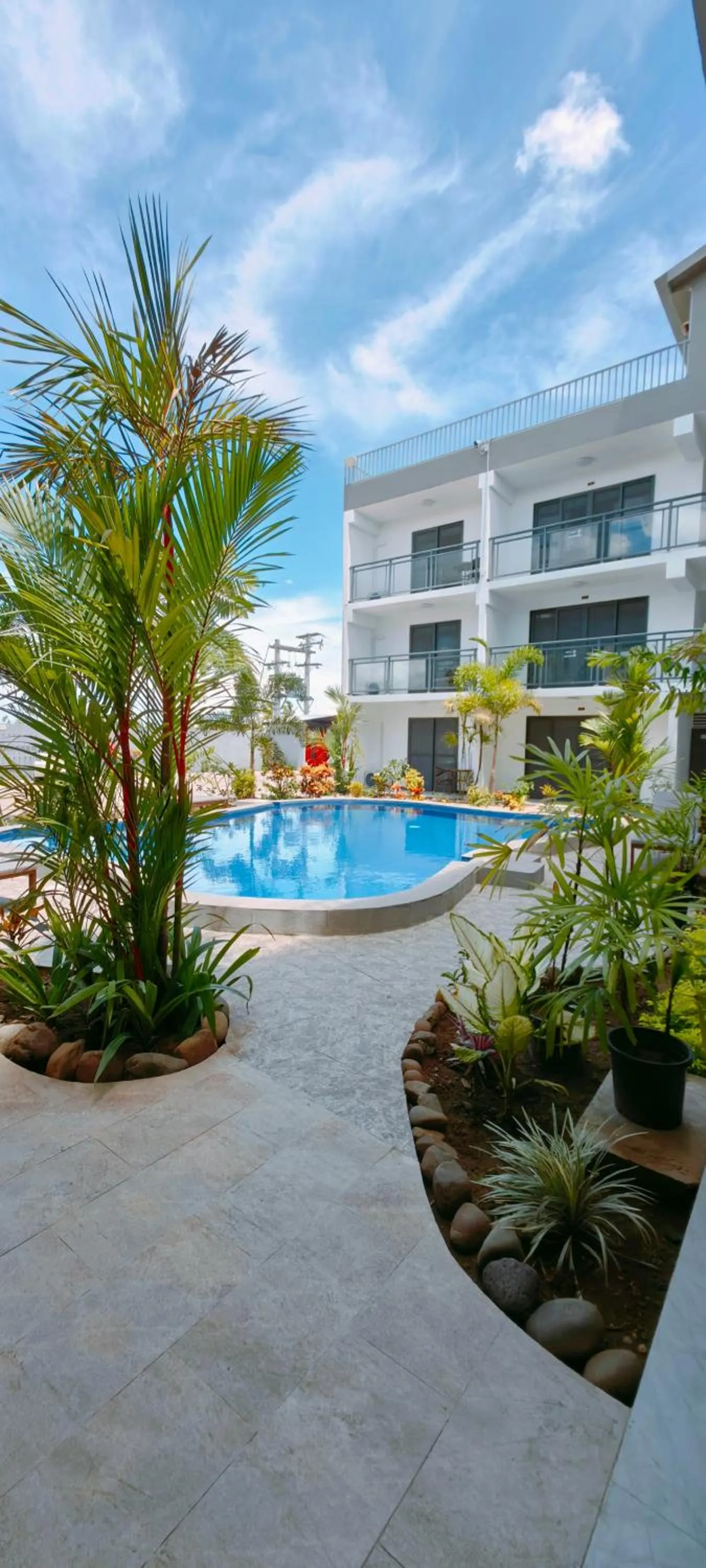 Property building in Ocean Breeze Apartment Hotel