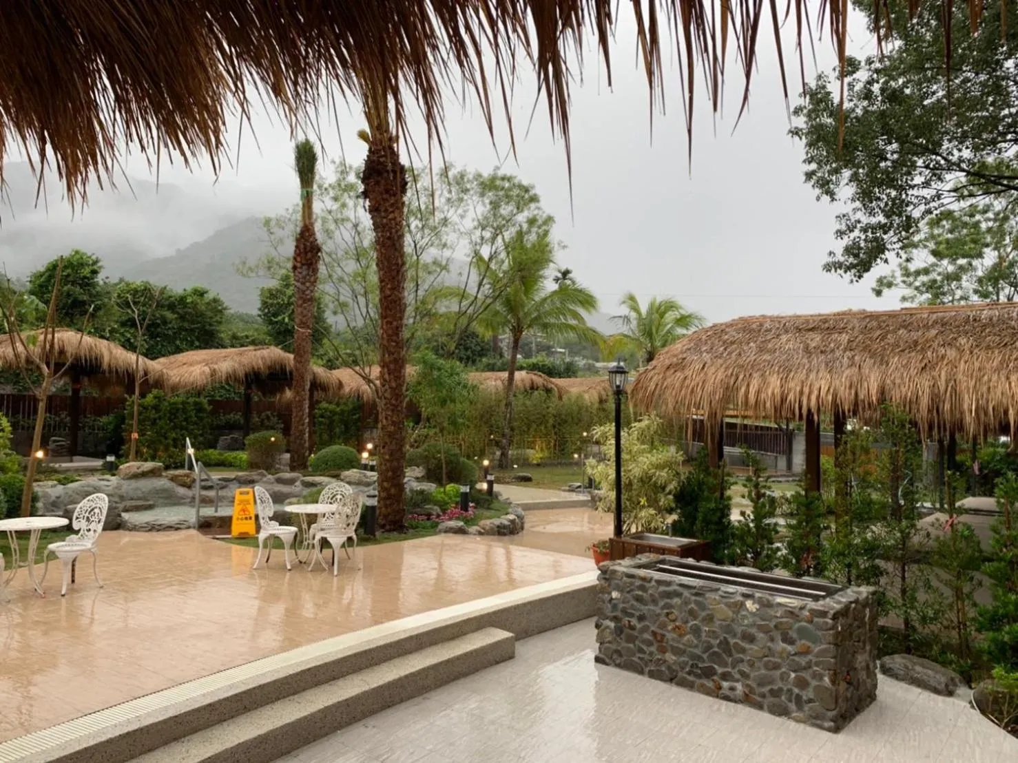 Lounge or bar in Yawan Hotel