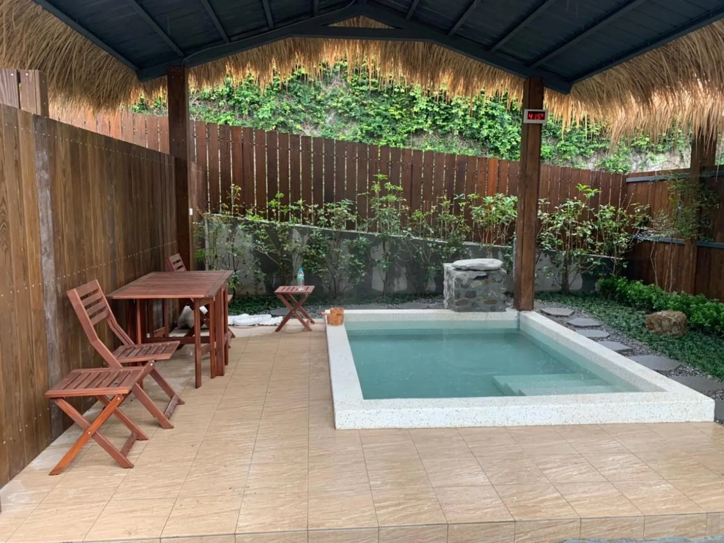 Hot Spring Bath in Yawan Hotel