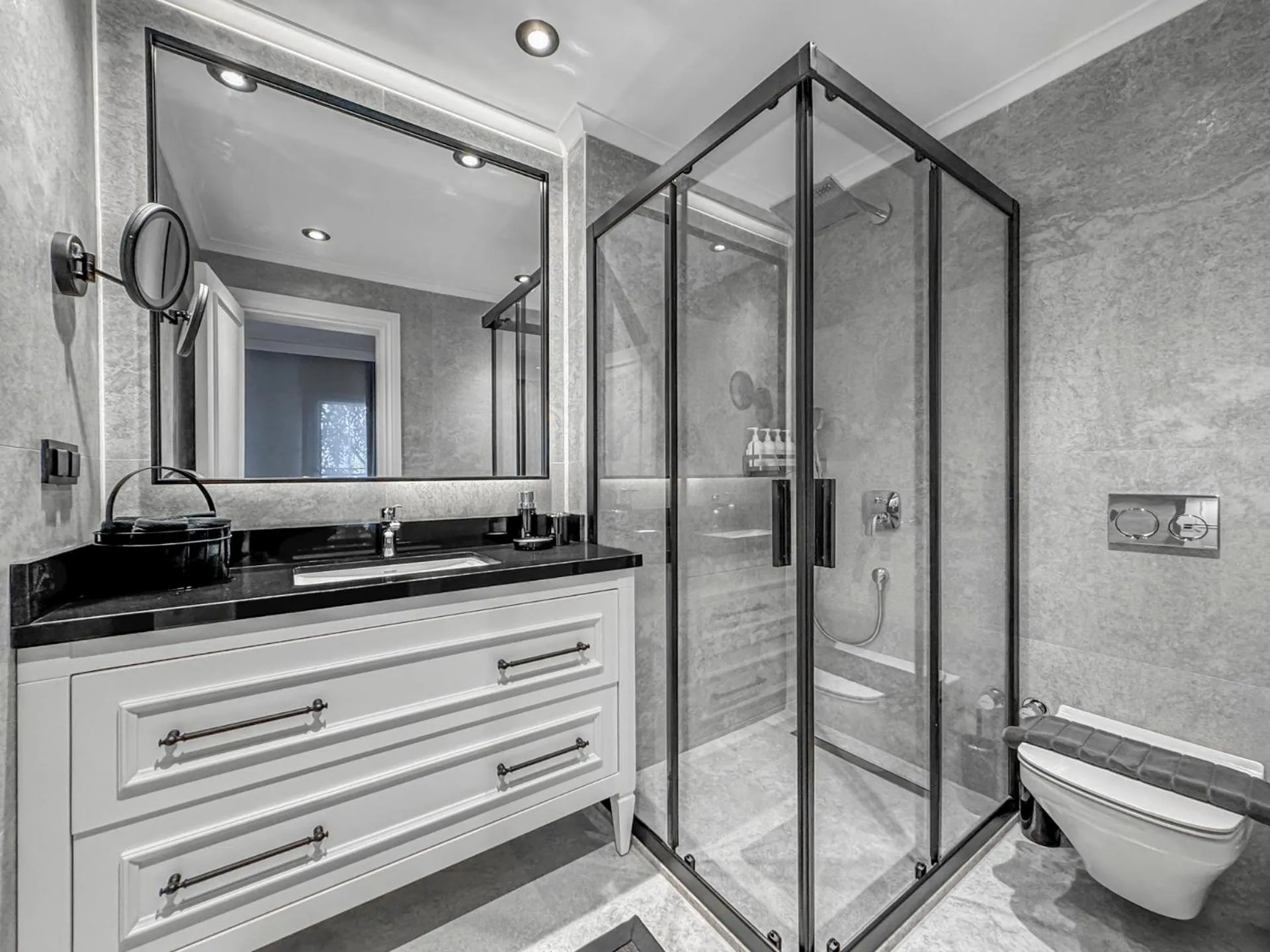 Bathroom in Ena Boutique Hotel & Residences