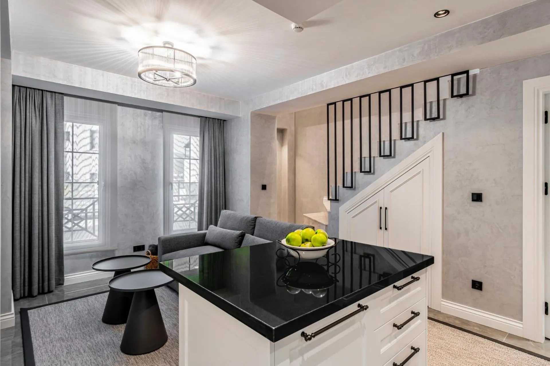 Ena Boutique Hotel & Residences