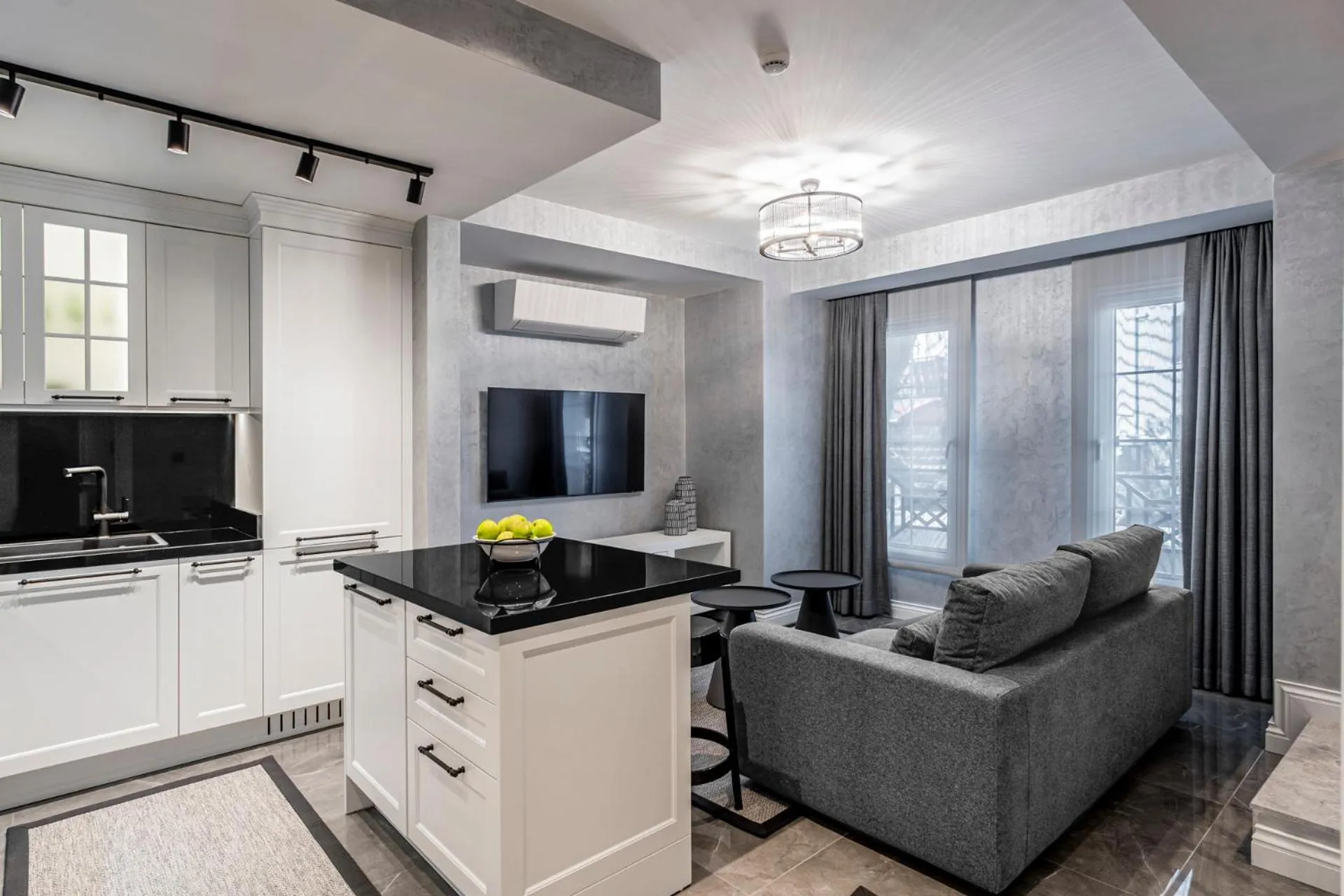 Ena Boutique Hotel & Residences