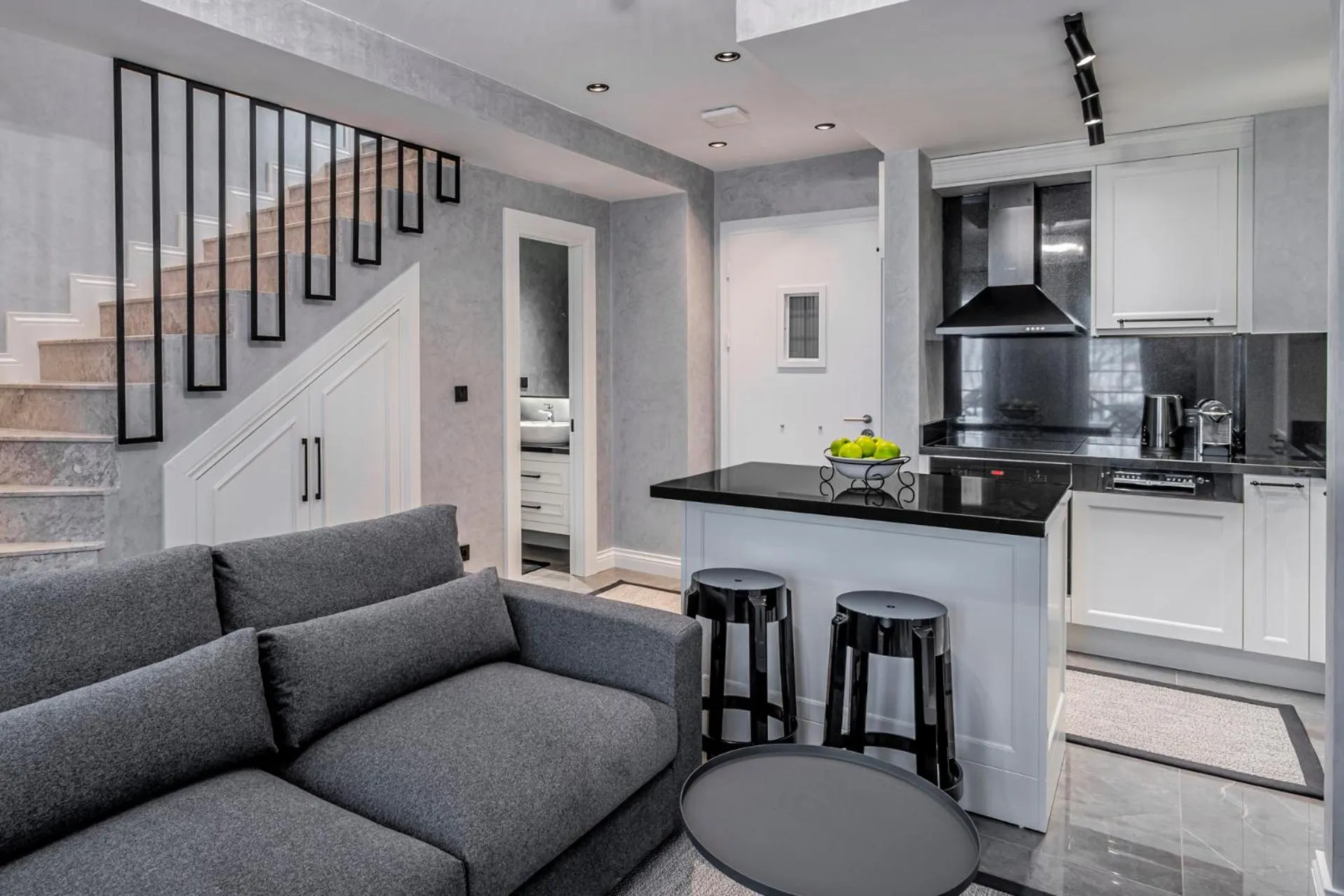 Ena Boutique Hotel & Residences