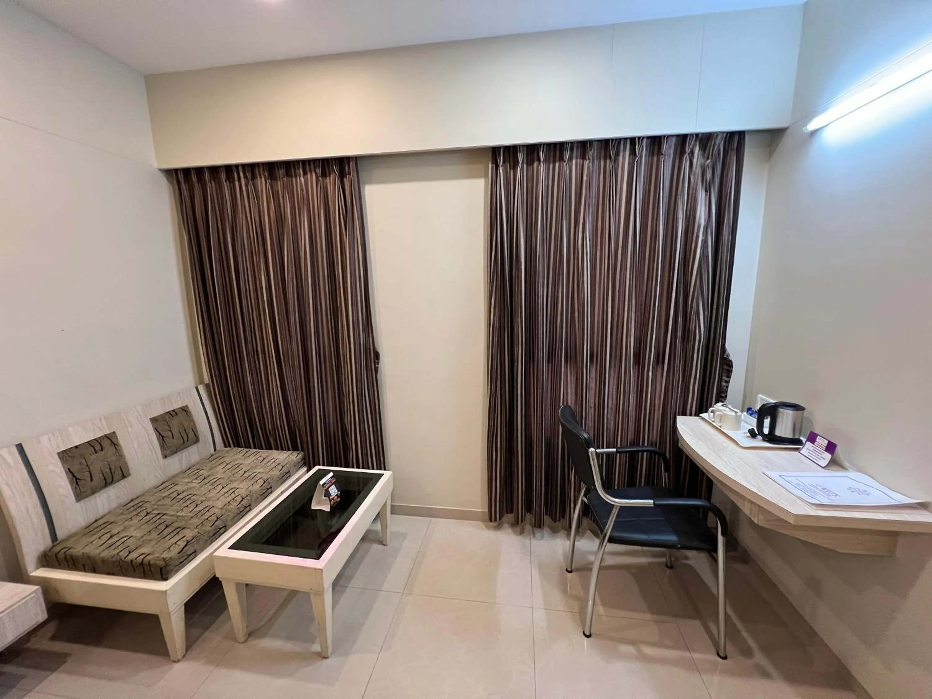 Living room in VITS Shalimar, Ankleshwar