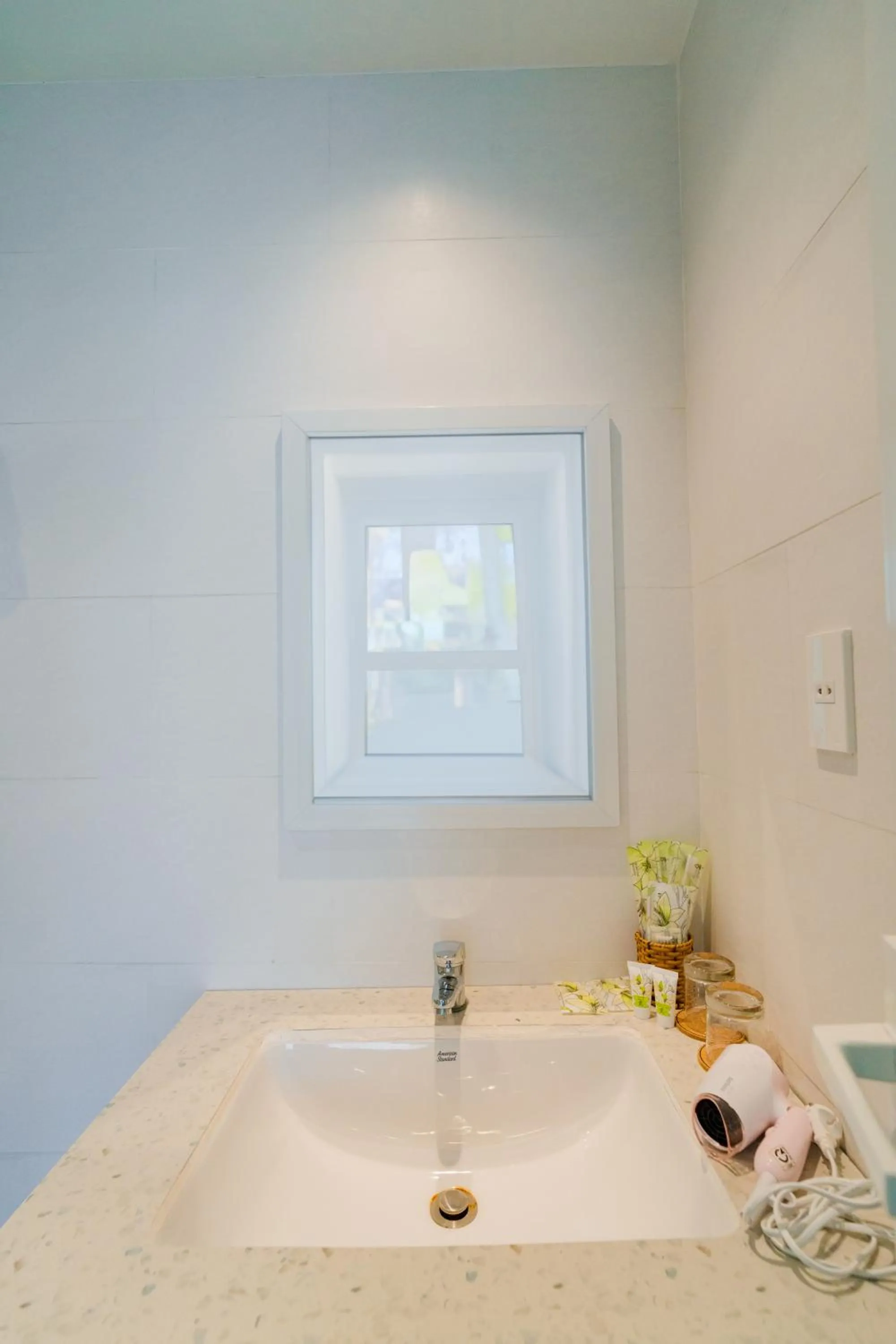 Shower in CHUONG DUONG HOTEL