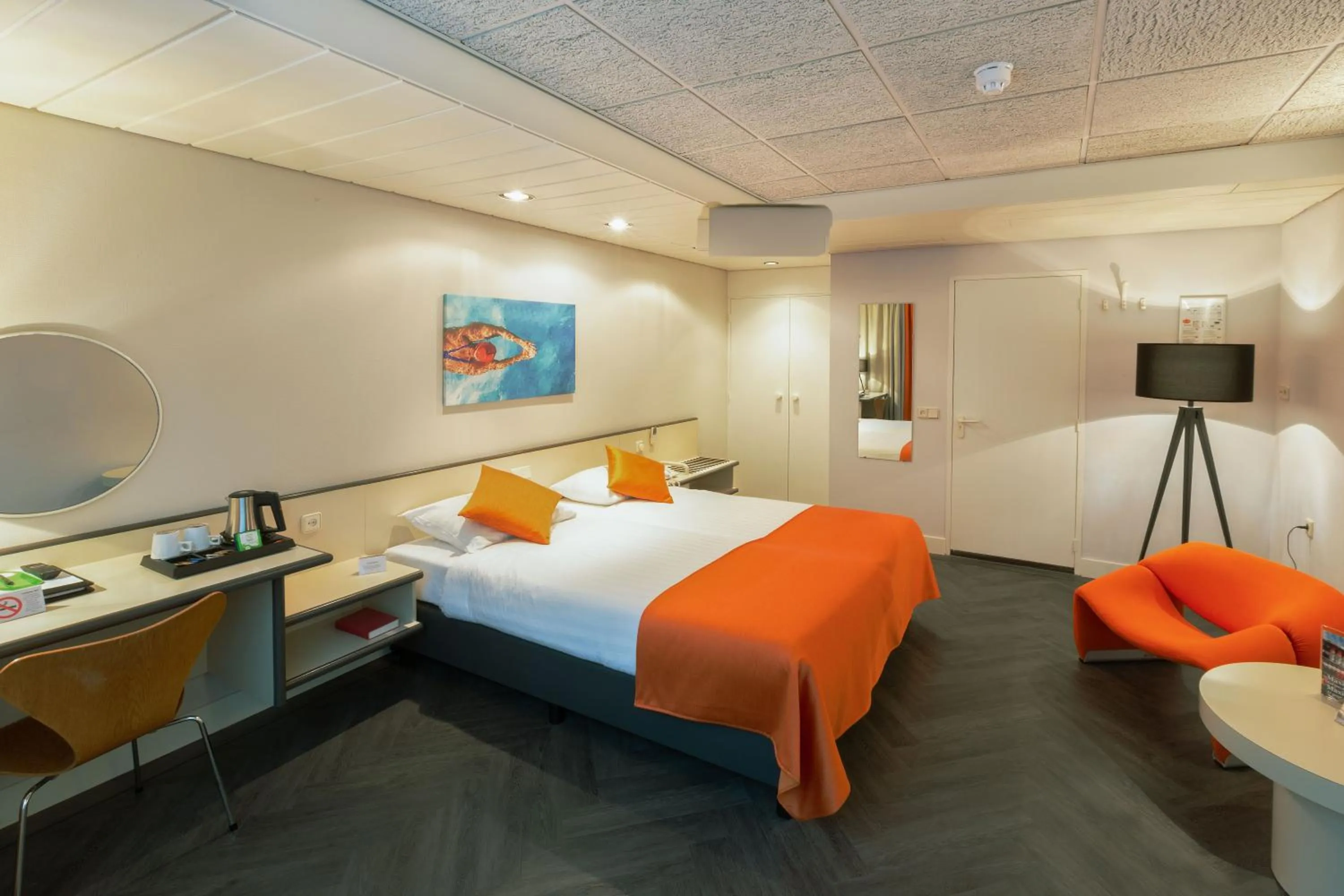 Bed in Fletcher Hotel-Restaurant Oud London